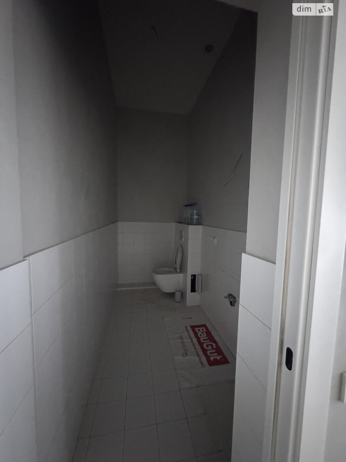 Коммерческое помещение в Ужгороде, сдам в аренду по Гойды улица 10, район Центр, цена: 50 640 грн за объект фото 1