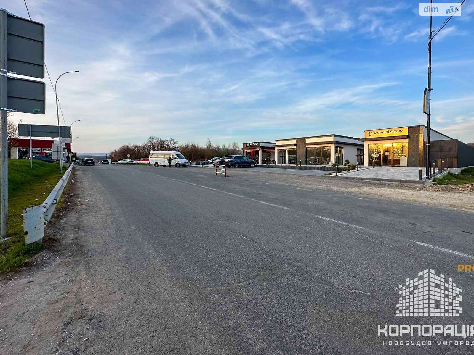 Комерційне приміщення в Ужгороді, здам в оренду по Собранецька вулиця, район Центр, ціна: 53 213 грн за об’єкт фото 1