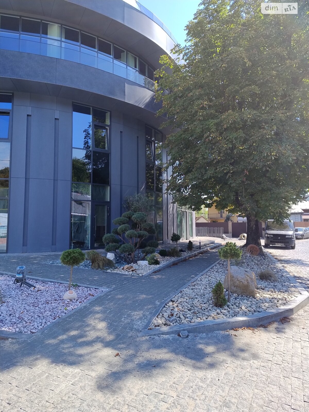 Комерційне приміщення в Ужгороді, здам в оренду по Острівна вулиця, район Центр, ціна: 71 444 грн за об’єкт фото 1