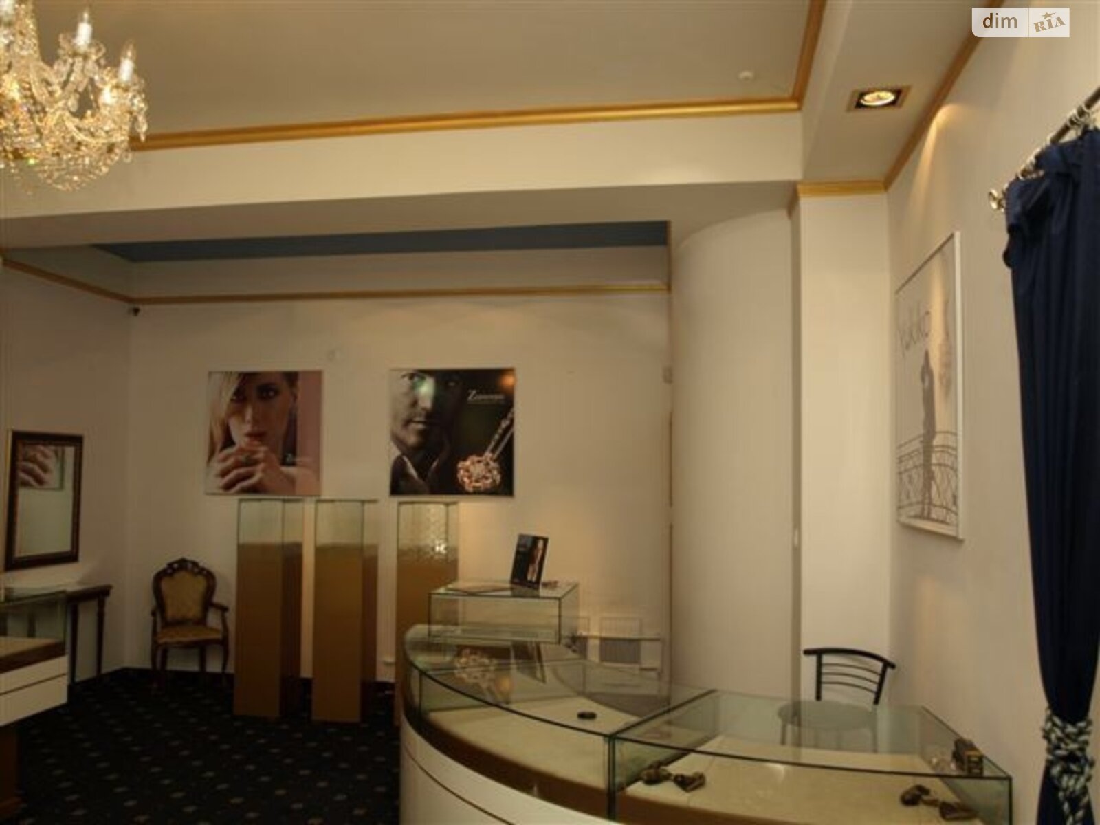 Коммерческое помещение в Ужгороде, сдам в аренду по Собранецкая улица 2, район Центр, цена: 63 225 грн за объект фото 1 Коммерческое помещение в Ужгороде, сдам в аренду по Собранецкая улица 2, район Центр, цена: 63 225 грн за объект фото 1