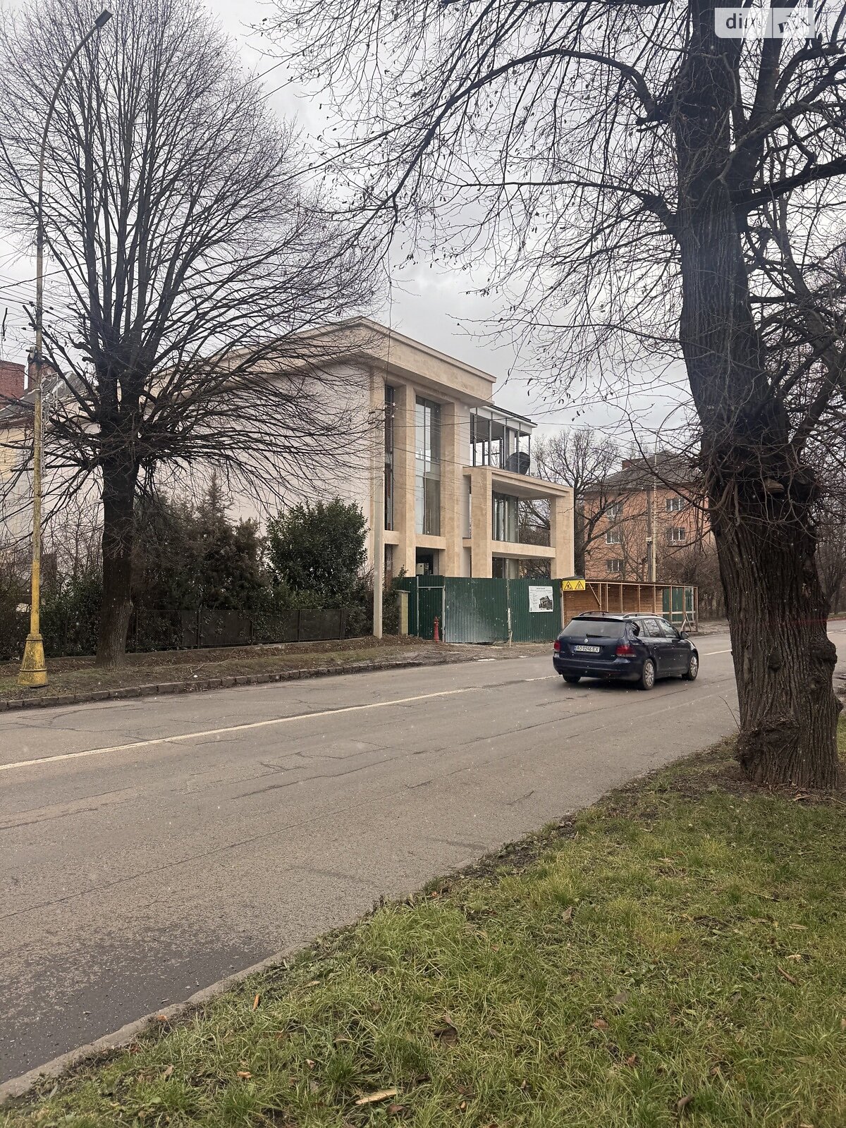 Коммерческое помещение в Ужгороде, сдам в аренду по Таможенная улица 15, район Центр, цена: 60 606 грн за объект фото 1