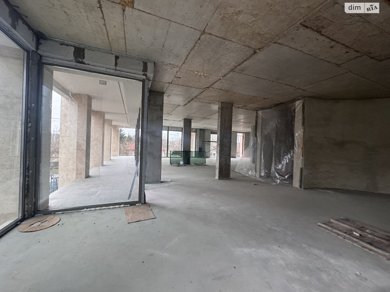 Коммерческое помещение в Ужгороде, сдам в аренду по Таможенная улица 15, район Центр, цена: 60 606 грн за объект фото 1