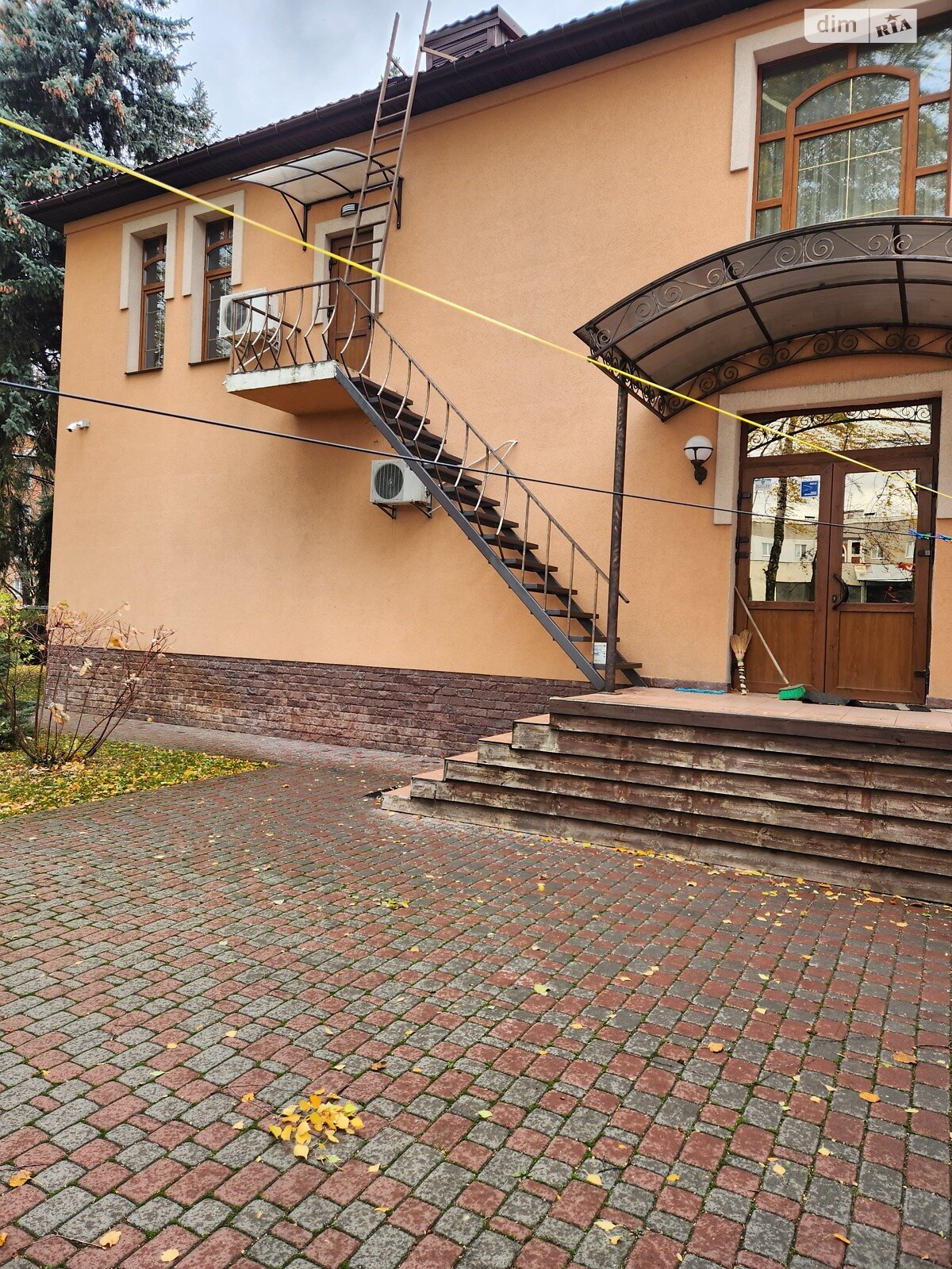 Комерційне приміщення в Василькові, здам в оренду по Героя України Єрка (Польова) вулиця 61, район Васильків, ціна: 125 400 грн за об’єкт фото 1 Комерційне приміщення в Василькові, здам в оренду по Героя України Єрка (Польова) вулиця 61, район Васильків, ціна: 125 400 грн за об’єкт фото 1