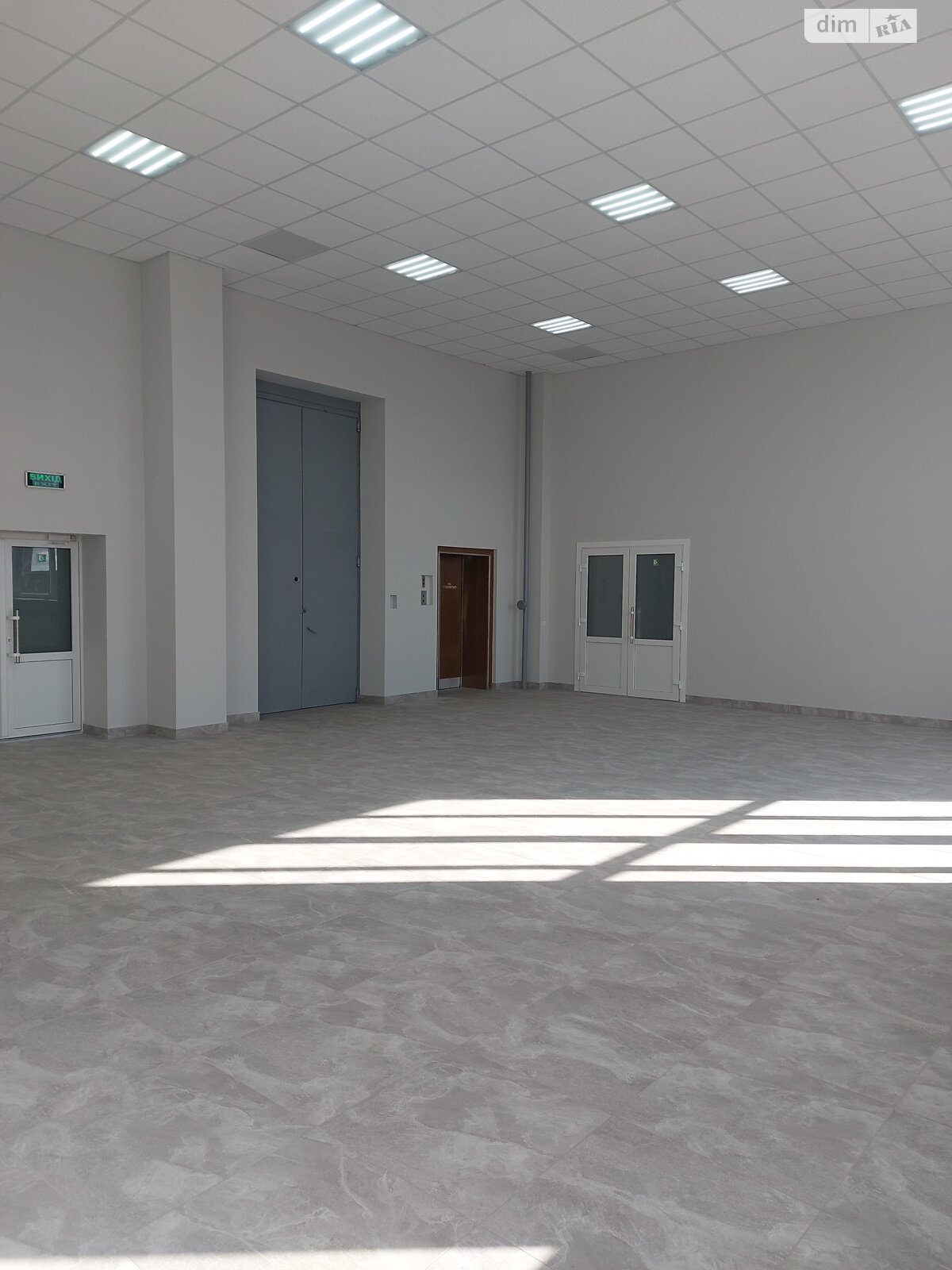 Комерційне приміщення в Вінниці, здам в оренду по Хмельницьке шосе 112А, район Барське шосе, ціна: 248 000 грн за об’єкт фото 1