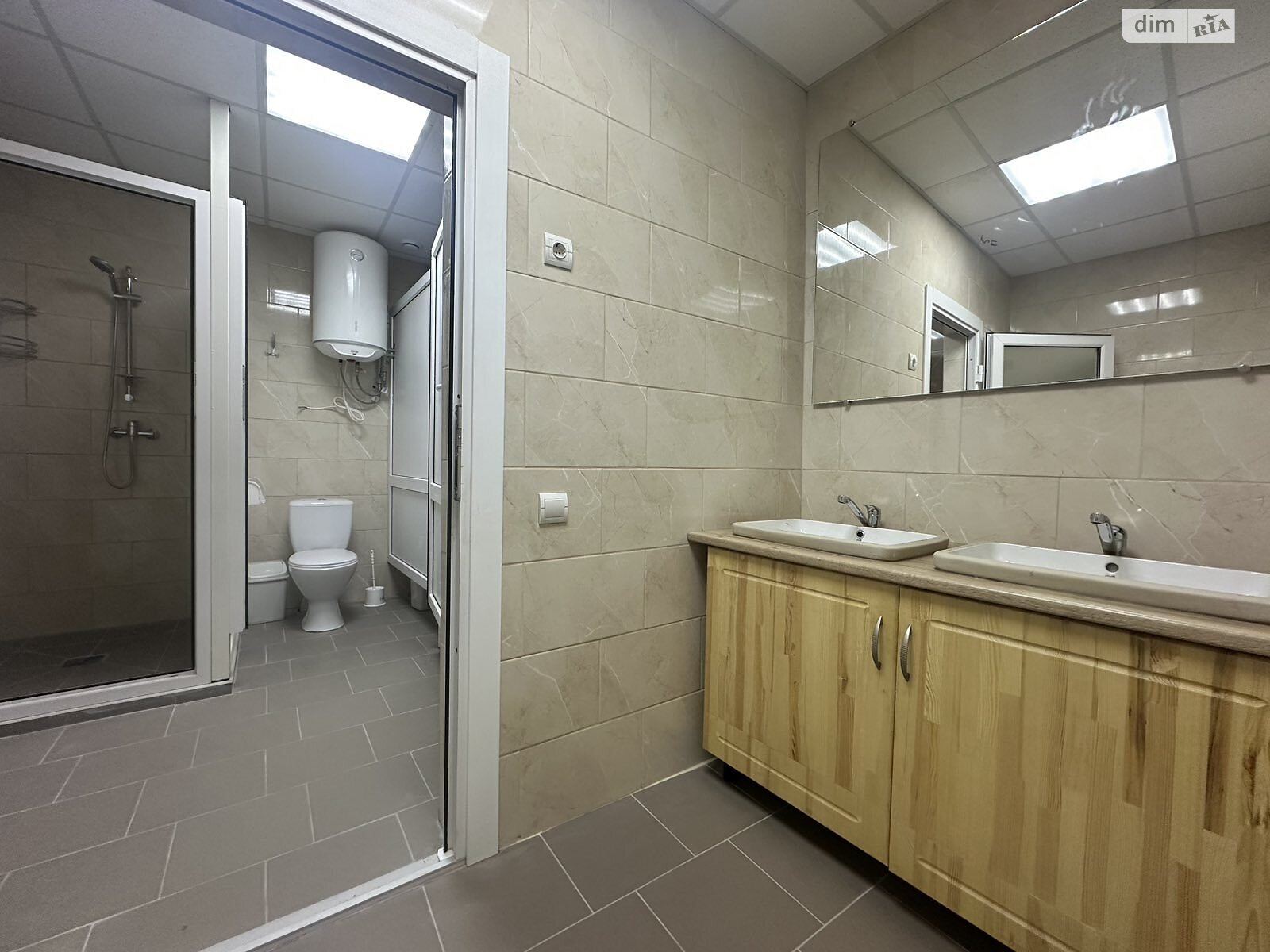 Комерційне приміщення в Вінниці, здам в оренду по Хмельницьке шосе 112А, район Барське шосе, ціна: 248 000 грн за об’єкт фото 1