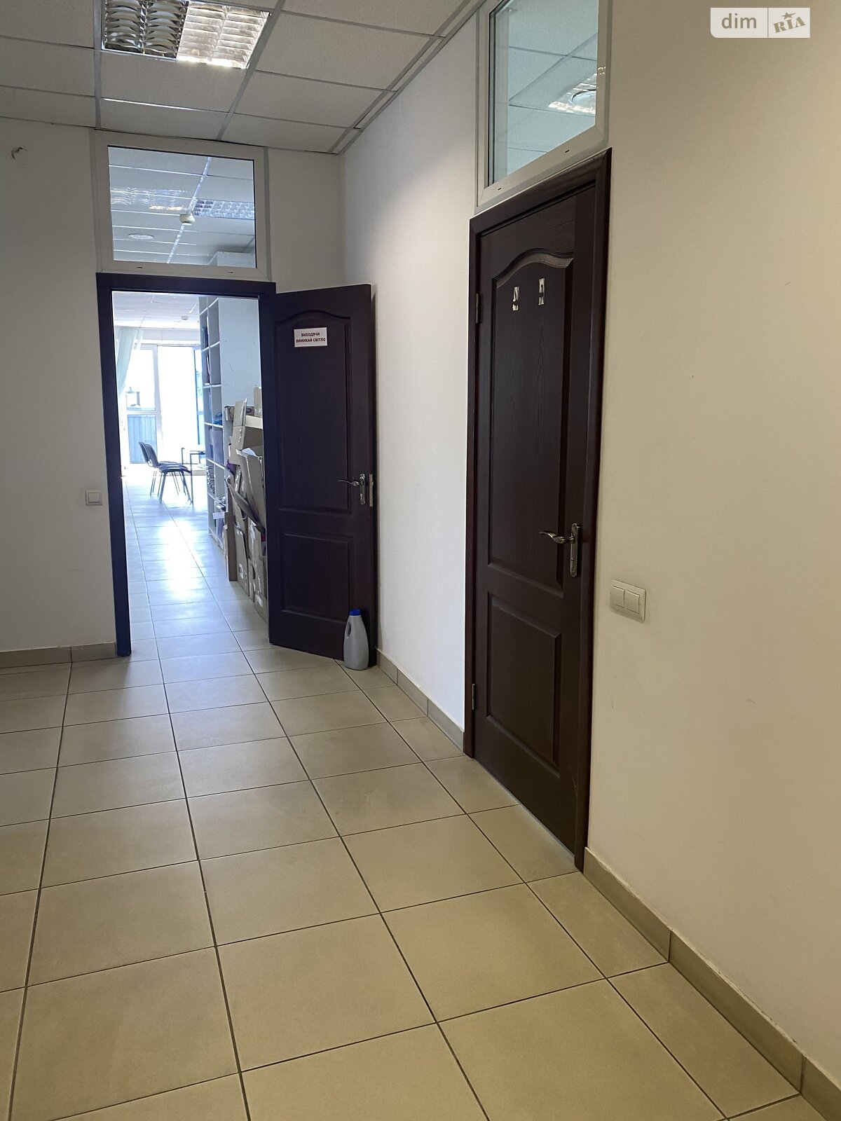 Комерційне приміщення в Вінниці, Батозька вулиця, ціна оренди: 27 900 грн за об’єкт фото 1 Комерційне приміщення в Вінниці, Батозька вулиця, ціна оренди: 27 900 грн за об’єкт фото 1