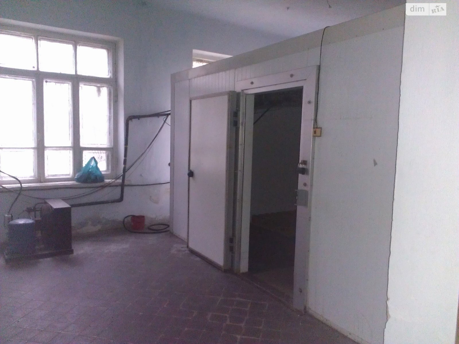 Комерційне приміщення в Вінниці, здам в оренду по Академіка Янгеля вулиця, район Ближнє замостя, ціна: 30 000 грн за об’єкт фото 1 Комерційне приміщення в Вінниці, здам в оренду по Академіка Янгеля вулиця, район Ближнє замостя, ціна: 30 000 грн за об’єкт фото 1