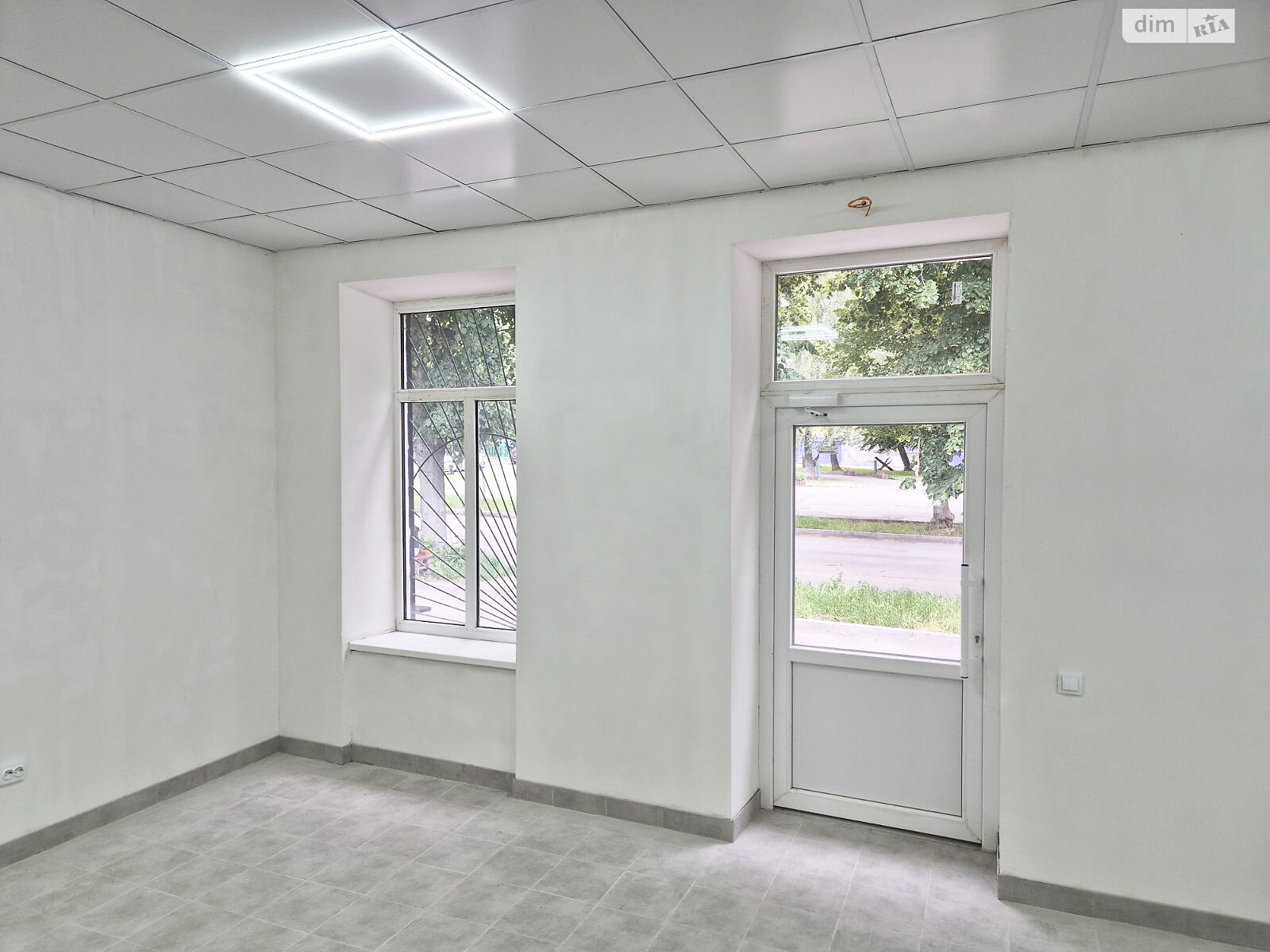 Комерційне приміщення в Вінниці, здам в оренду по Олександра Довженка вулиця 26, район Ближнє замостя, ціна: 24 990 грн за об’єкт фото 1 Комерційне приміщення в Вінниці, здам в оренду по Олександра Довженка вулиця 26, район Ближнє замостя, ціна: 24 990 грн за об’єкт фото 1