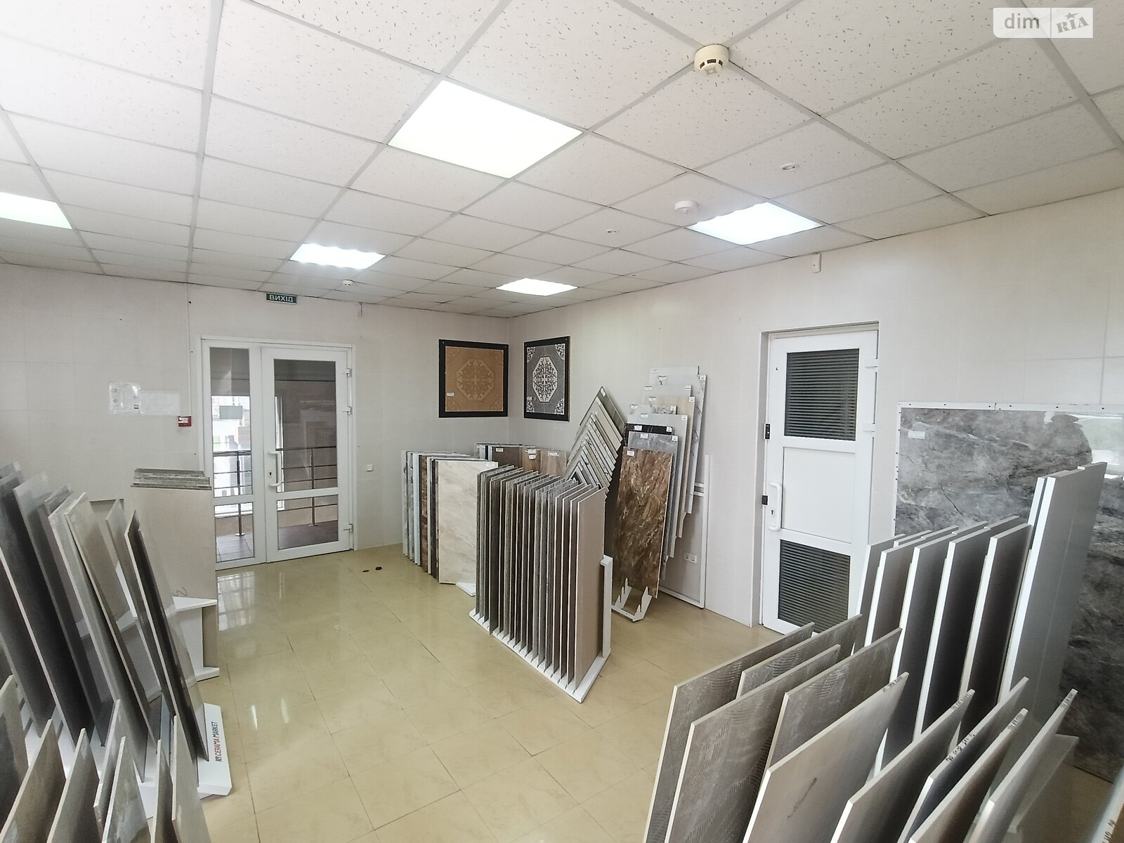 Комерційне приміщення в Вінниці, здам в оренду по Київська вулиця 2, район Ближнє замостя, ціна: 50 000 грн за об’єкт фото 1 Комерційне приміщення в Вінниці, здам в оренду по Київська вулиця 2, район Ближнє замостя, ціна: 50 000 грн за об’єкт фото 1