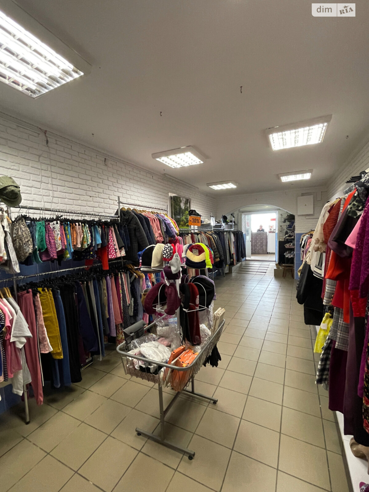 Комерційне приміщення в Вінниці, здам в оренду по Коцюбинського проспект 11, район Ближнє замостя, ціна: 27 000 грн за об’єкт фото 1 Комерційне приміщення в Вінниці, здам в оренду по Коцюбинського проспект 11, район Ближнє замостя, ціна: 27 000 грн за об’єкт фото 1
