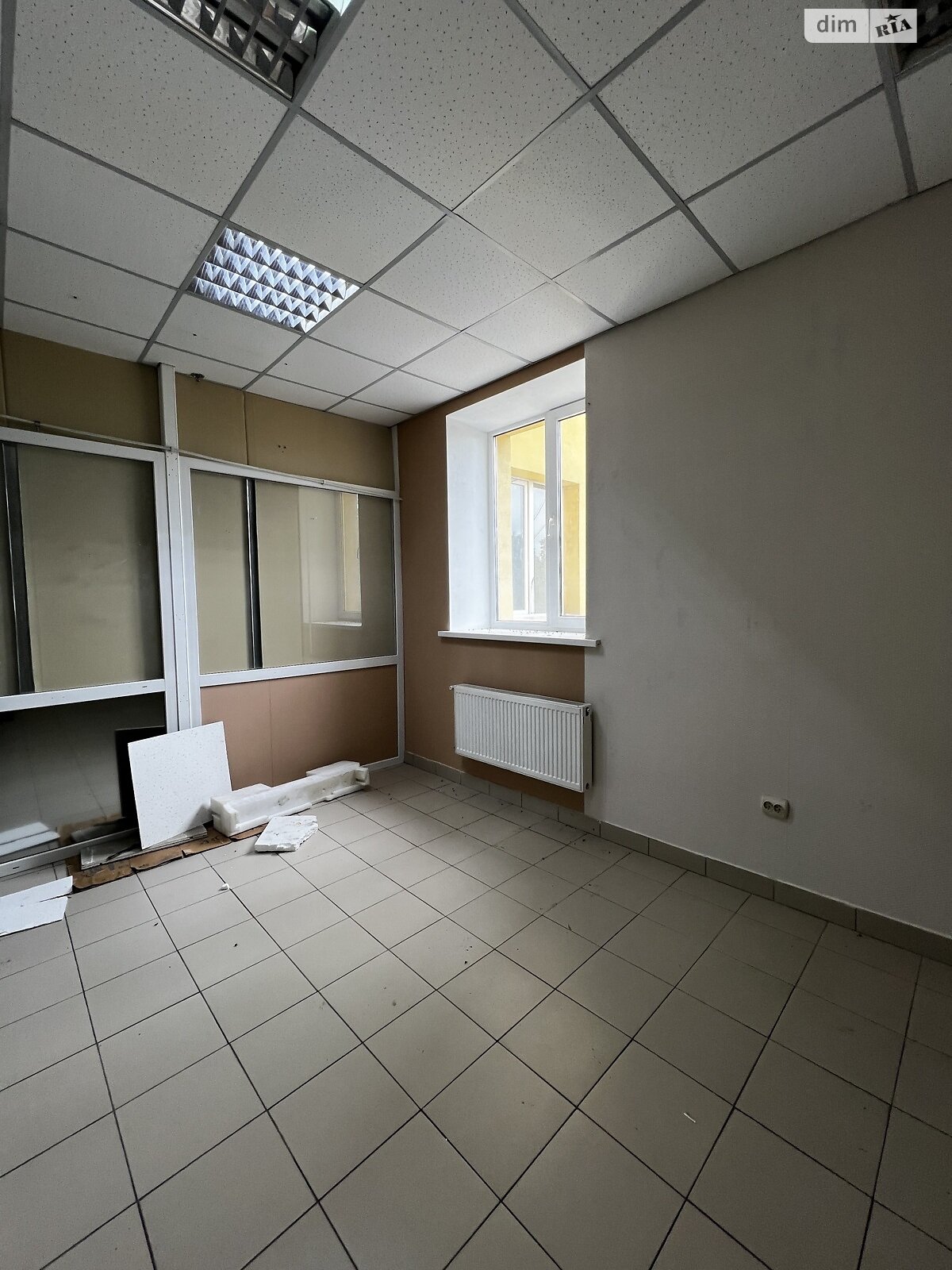 Комерційне приміщення в Вінниці, здам в оренду по Коцюбинського проспект, район Ближнє замостя, ціна: 4 125 грн за об’єкт фото 1 Комерційне приміщення в Вінниці, здам в оренду по Коцюбинського проспект, район Ближнє замостя, ціна: 4 125 грн за об’єкт фото 1
