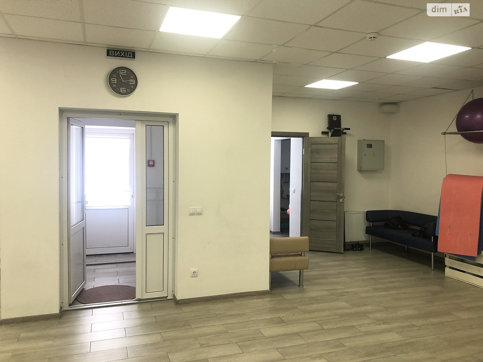 Комерційне приміщення в Вінниці, здам в оренду по Запорізька (Петра Запорожця) вулиця 4, район Ближнє замостя, ціна: 32 000 грн за об’єкт фото 1 Комерційне приміщення в Вінниці, здам в оренду по Запорізька (Петра Запорожця) вулиця 4, район Ближнє замостя, ціна: 32 000 грн за об’єкт фото 1