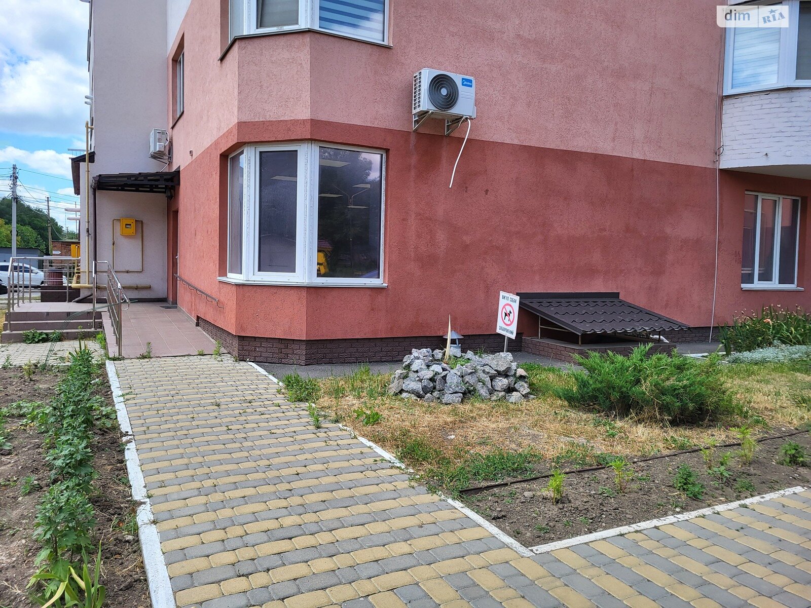 Комерційне приміщення в Вінниці, здам в оренду по Запорізька (Петра Запорожця) вулиця 4, район Ближнє замостя, ціна: 32 000 грн за об’єкт фото 1 Комерційне приміщення в Вінниці, здам в оренду по Запорізька (Петра Запорожця) вулиця 4, район Ближнє замостя, ціна: 32 000 грн за об’єкт фото 1