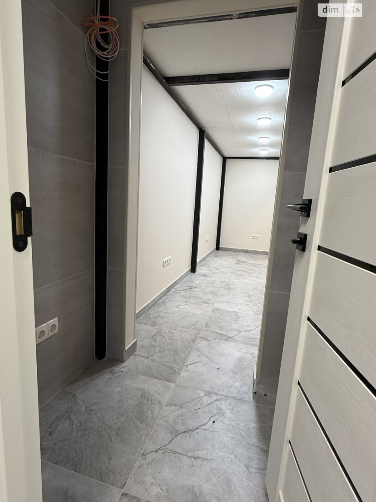 Комерційне приміщення в Вінницьких Хуторах, Немирівське шосе 94, ціна оренди: 13 000 грн за об’єкт фото 1 Комерційне приміщення в Вінницьких Хуторах, Немирівське шосе 94, ціна оренди: 13 000 грн за об’єкт фото 1