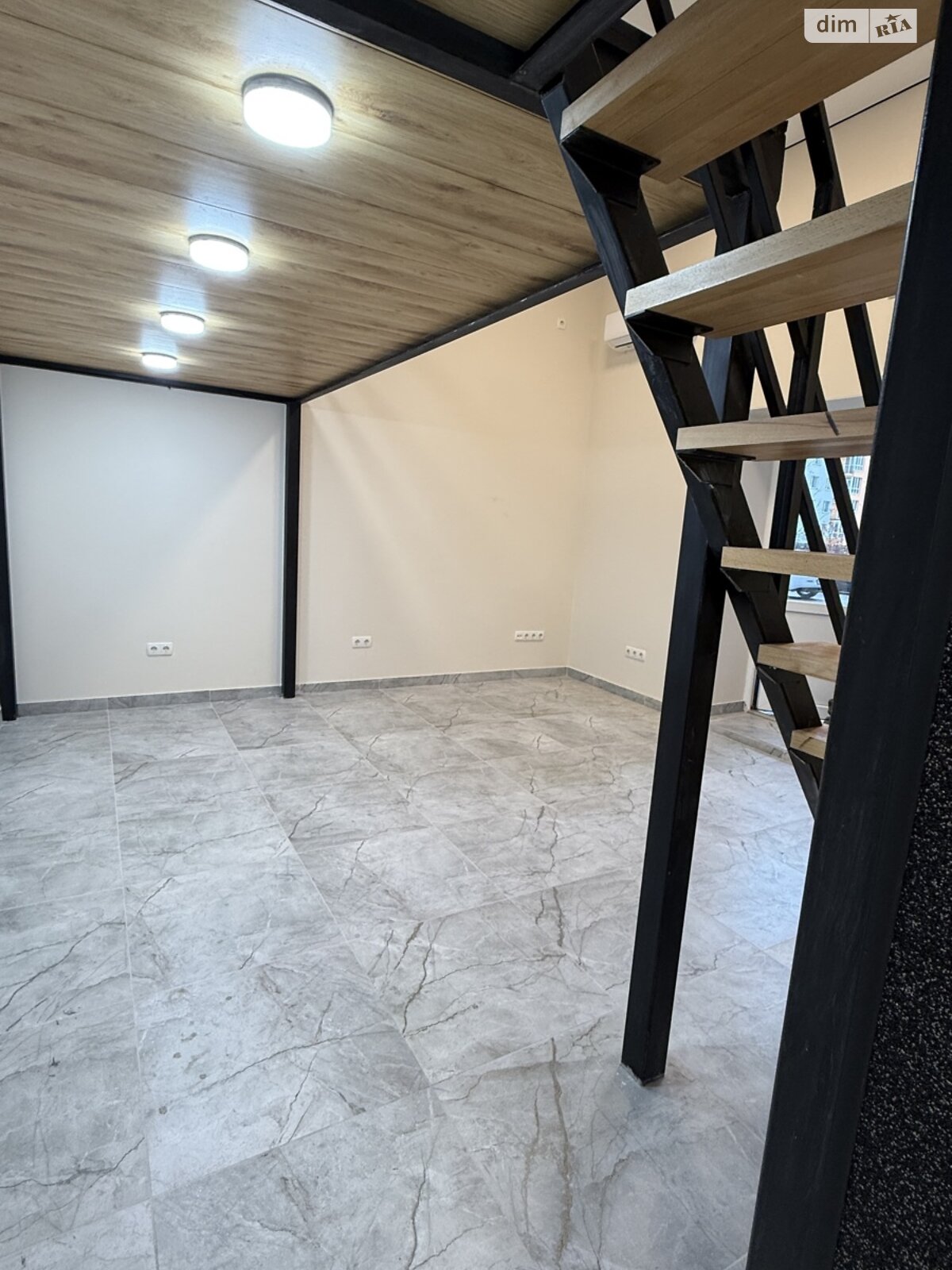 Комерційне приміщення в Вінницьких Хуторах, Немирівське шосе 94, ціна оренди: 13 000 грн за об’єкт фото 1 Комерційне приміщення в Вінницьких Хуторах, Немирівське шосе 94, ціна оренди: 13 000 грн за об’єкт фото 1