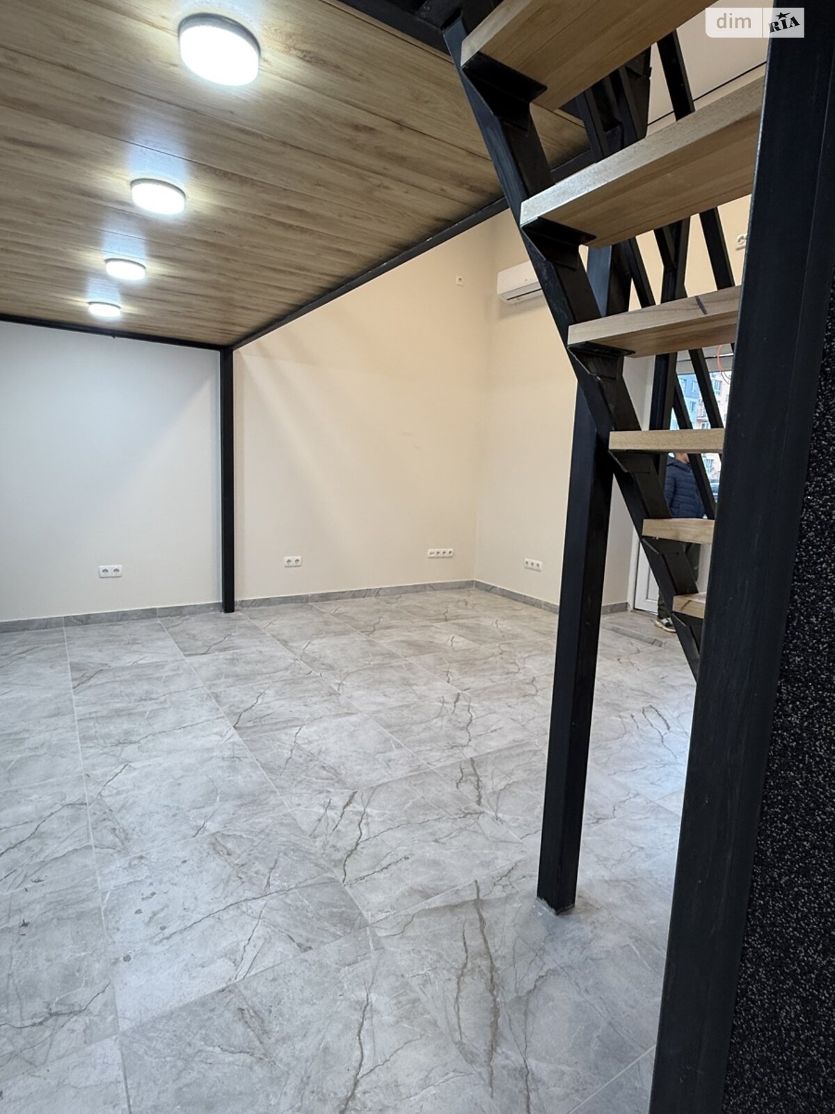 Комерційне приміщення в Вінницьких Хуторах, Немирівське шосе 94, ціна оренди: 13 000 грн за об’єкт фото 1 Комерційне приміщення в Вінницьких Хуторах, Немирівське шосе 94, ціна оренди: 13 000 грн за об’єкт фото 1