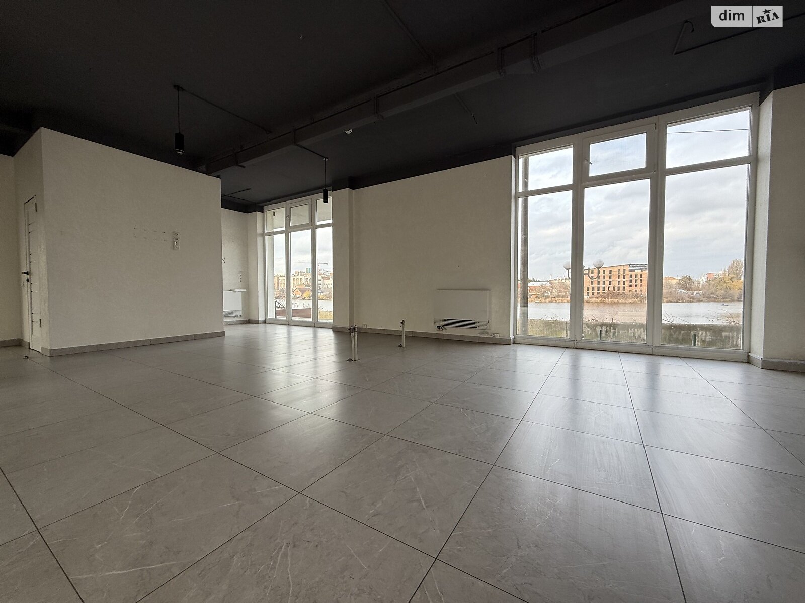 Коммерческое помещение в Виннице, Евгения Коновальца (Глеба Успенского) улица, цена аренды: 46 750 грн за объект фото 1