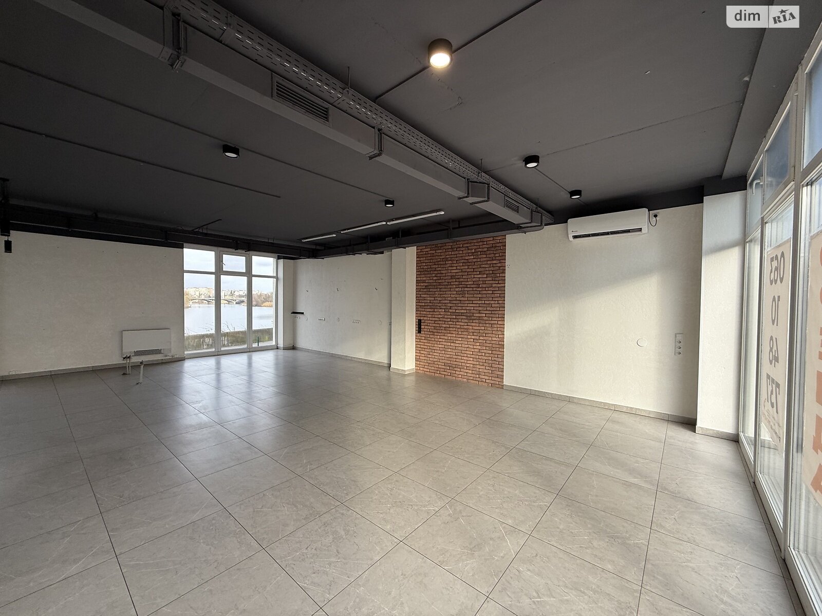 Коммерческое помещение в Виннице, Евгения Коновальца (Глеба Успенского) улица, цена аренды: 46 750 грн за объект фото 1