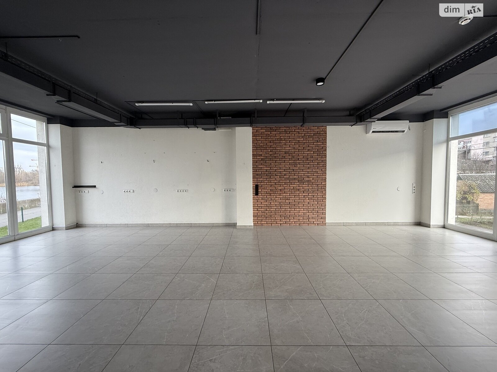 Коммерческое помещение в Виннице, Евгения Коновальца (Глеба Успенского) улица, цена аренды: 46 750 грн за объект фото 1