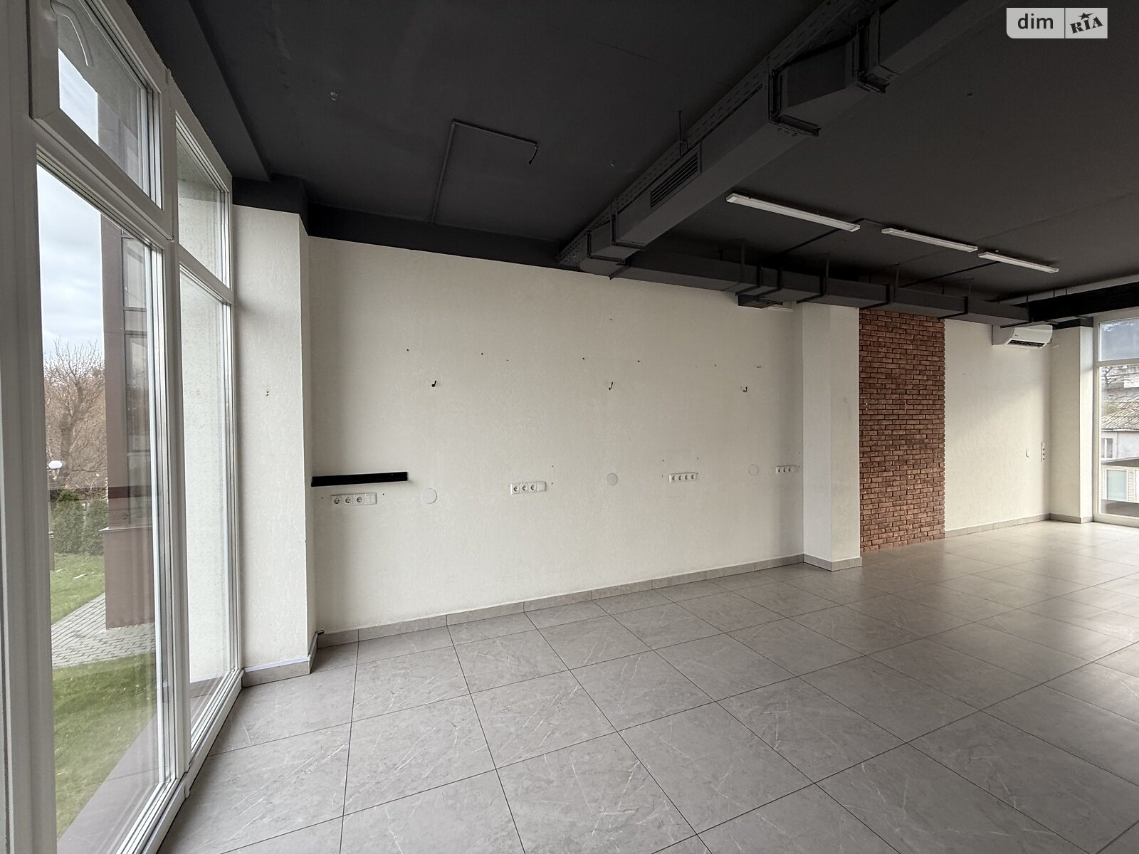 Коммерческое помещение в Виннице, Евгения Коновальца (Глеба Успенского) улица, цена аренды: 46 750 грн за объект фото 1