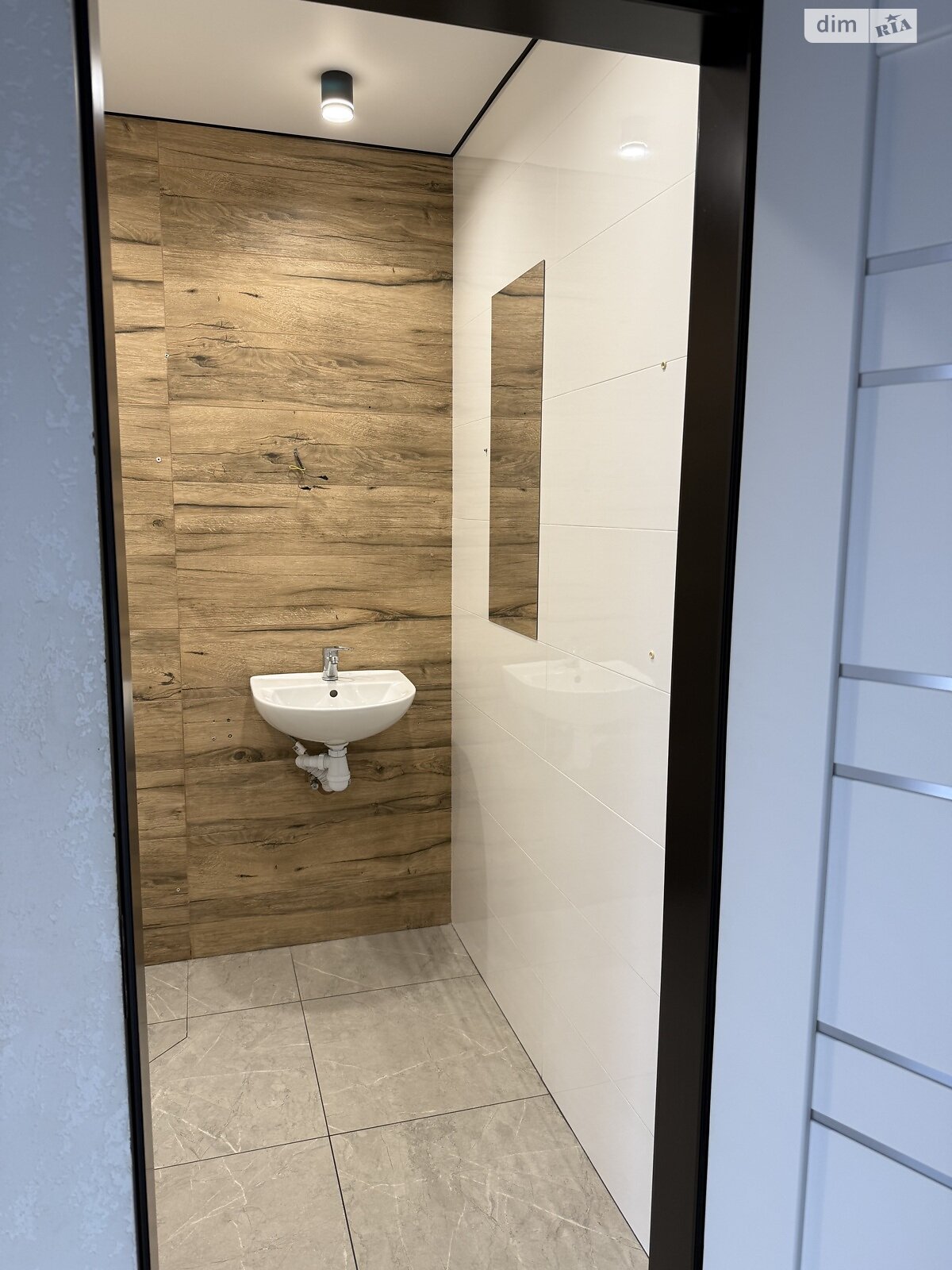 Коммерческое помещение в Виннице, Евгения Коновальца (Глеба Успенского) улица, цена аренды: 46 750 грн за объект фото 1