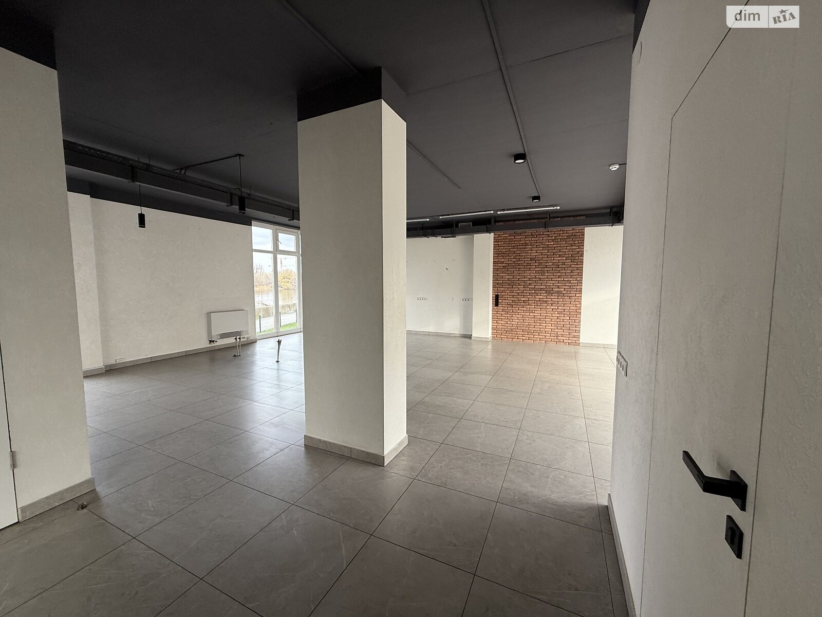 Коммерческое помещение в Виннице, Евгения Коновальца (Глеба Успенского) улица, цена аренды: 46 750 грн за объект фото 1