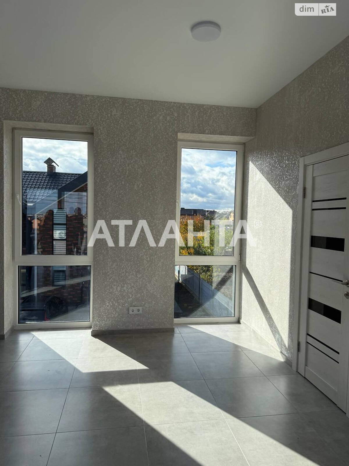 Комерційне приміщення в Агрономічному, Гостинний провулок, ціна оренди: 52 503 грн за об’єкт фото 1 Комерційне приміщення в Агрономічному, Гостинний провулок, ціна оренди: 52 503 грн за об’єкт фото 1