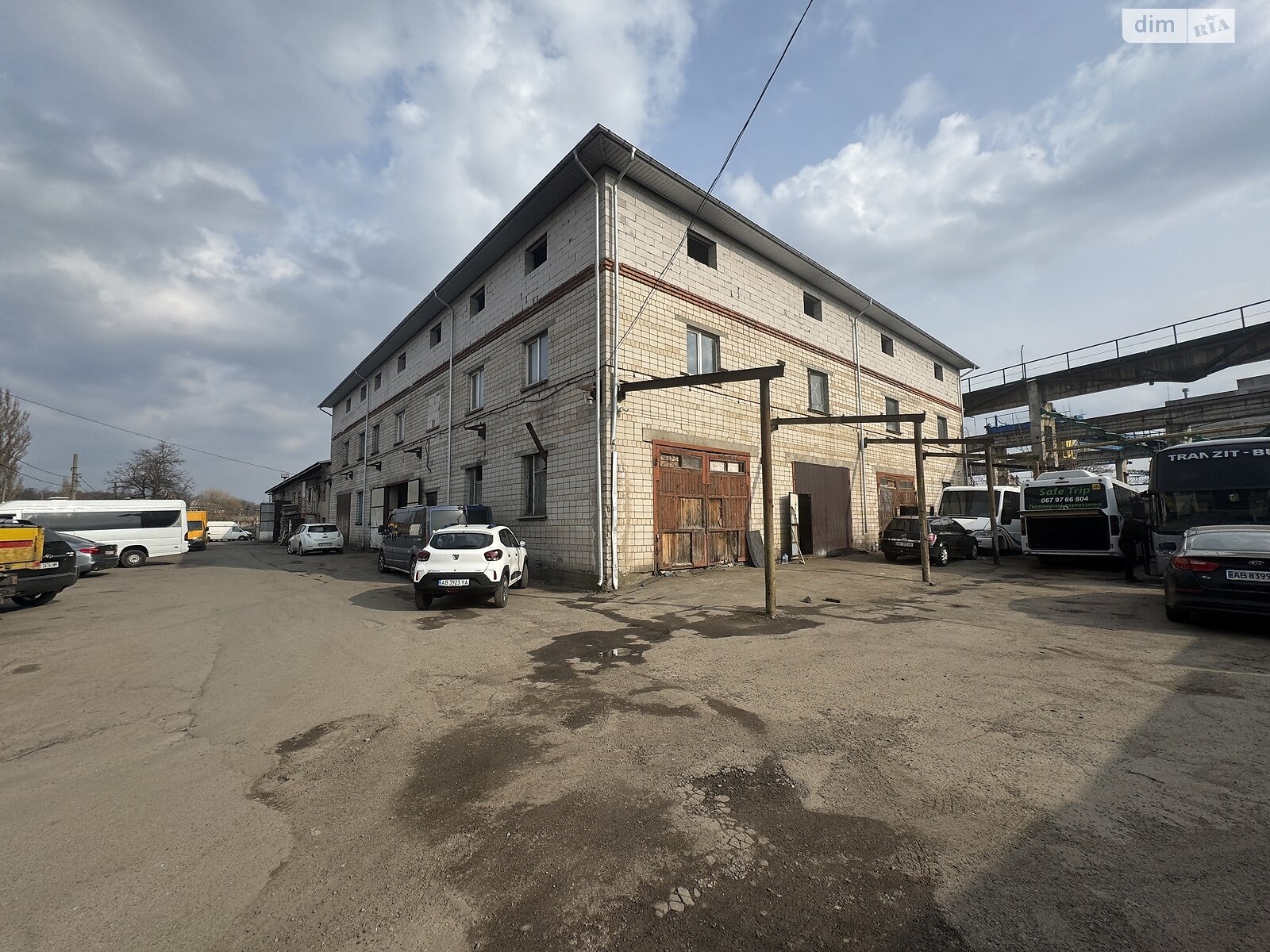 Коммерческое помещение в Виннице, сдам в аренду по Сергея Зулинского (Тарногродского) улица, район Киевская, цена: 25 000 грн за объект фото 1 Коммерческое помещение в Виннице, сдам в аренду по Сергея Зулинского (Тарногродского) улица, район Киевская, цена: 25 000 грн за объект фото 1