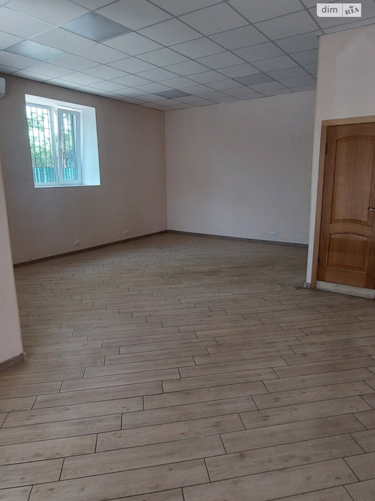 Комерційне приміщення в Вінниці, здам в оренду по В’ячеслава Чорновола вулиця, район Київська, ціна: 28 000 грн за об’єкт фото 1 Комерційне приміщення в Вінниці, здам в оренду по В’ячеслава Чорновола вулиця, район Київська, ціна: 28 000 грн за об’єкт фото 1