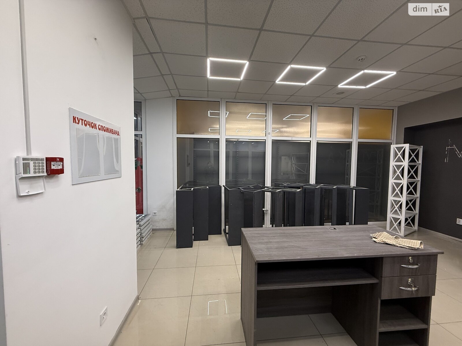 Комерційне приміщення в Вінниці, Космонавтів проспект, ціна оренди: 38 000 грн за об’єкт фото 1