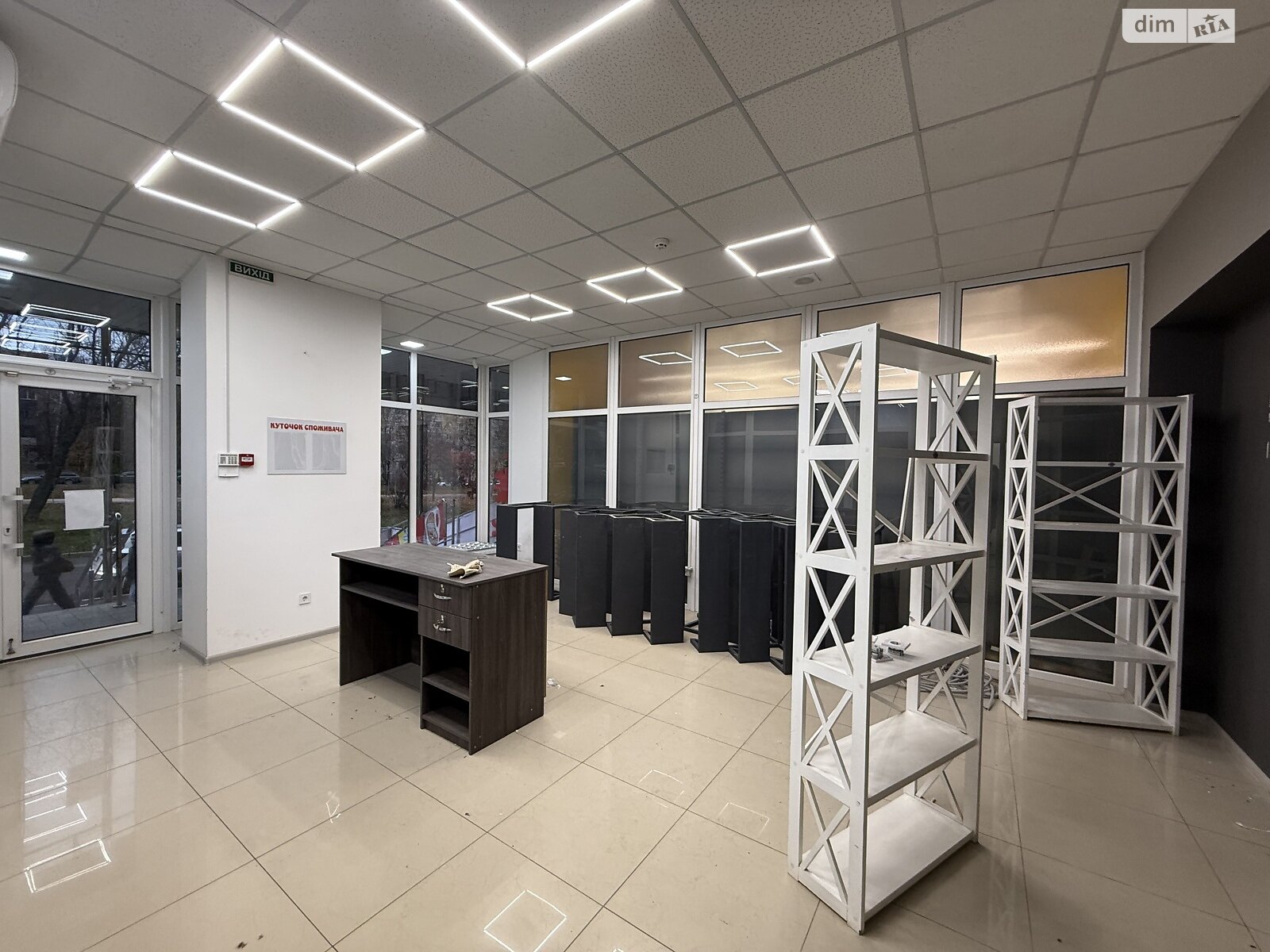Комерційне приміщення в Вінниці, Космонавтів проспект, ціна оренди: 38 000 грн за об’єкт фото 1
