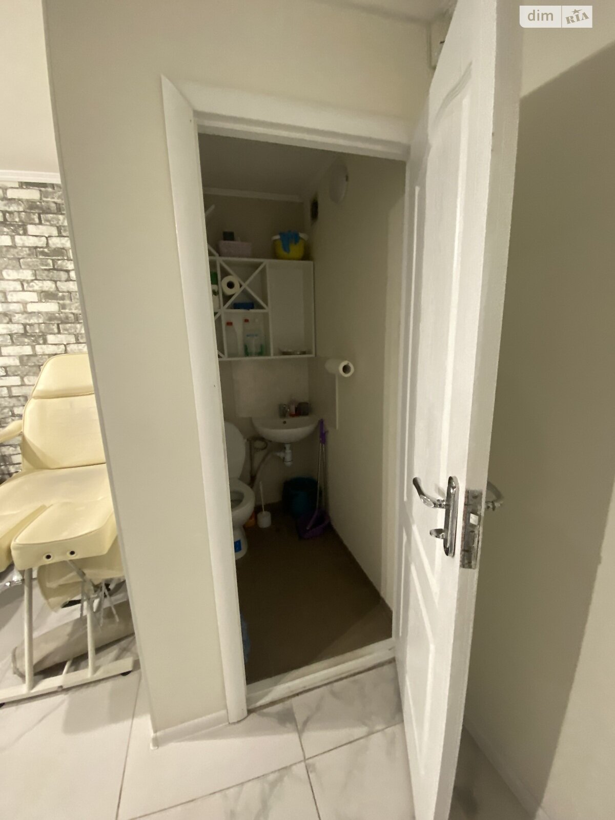 Коммерческое помещение в Виннице, сдам в аренду по Немировское шоссе 30, район Масложир комбинат, цена: 20 000 грн за объект фото 1 Коммерческое помещение в Виннице, сдам в аренду по Немировское шоссе 30, район Масложир комбинат, цена: 20 000 грн за объект фото 1