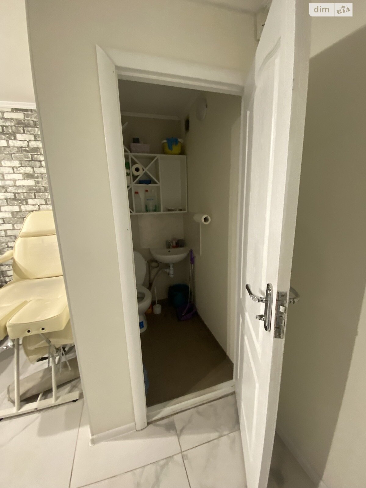 Коммерческое помещение в Виннице, сдам в аренду по Немировское шоссе 28, район Замостянский, цена: 19 800 грн за объект фото 1 Коммерческое помещение в Виннице, сдам в аренду по Немировское шоссе 28, район Замостянский, цена: 19 800 грн за объект фото 1