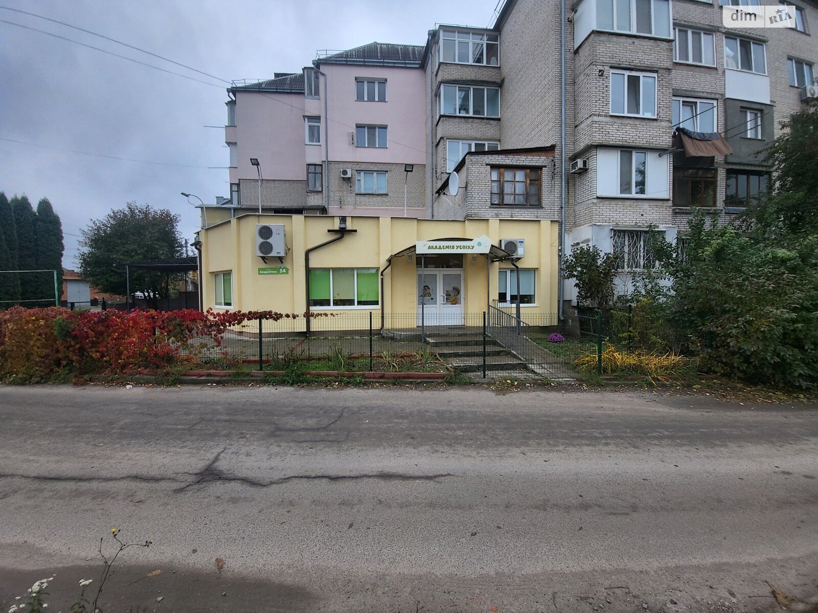 Комерційне приміщення в Вінниці, здам в оренду по Академічна вулиця 54, район undefined, ціна: 30 000 грн за об’єкт фото 1