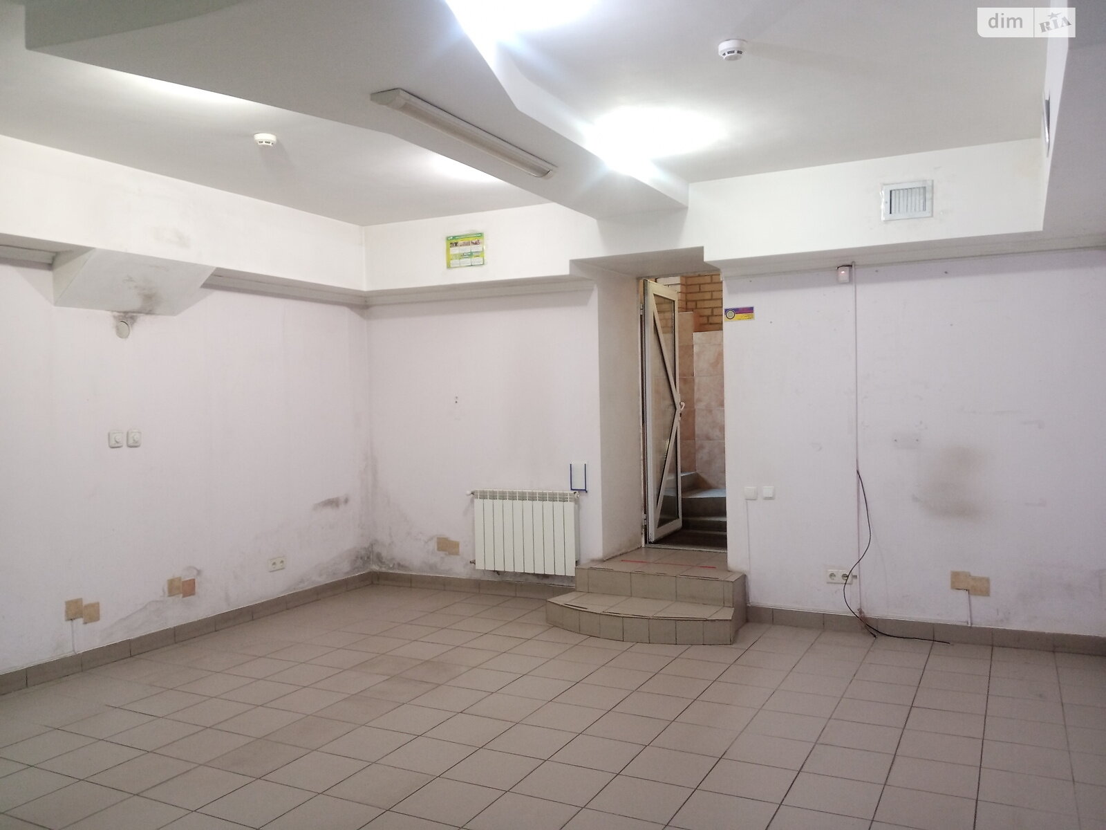 Комерційне приміщення в Вінниці, здам в оренду по Зодчих вулиця 34, район Поділля, ціна: 20 000 грн за об’єкт фото 1 Комерційне приміщення в Вінниці, здам в оренду по Зодчих вулиця 34, район Поділля, ціна: 20 000 грн за об’єкт фото 1