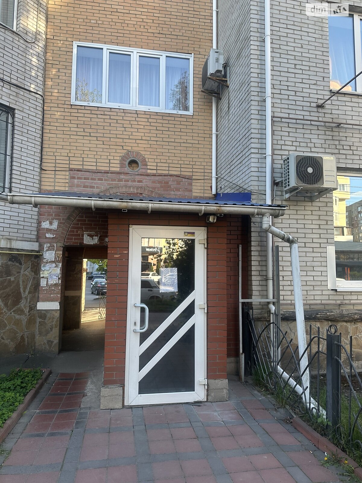 Коммерческое помещение в Виннице, сдам в аренду по Зодчих улица 34, район Подолье, цена: 21 000 грн за объект фото 1 Коммерческое помещение в Виннице, сдам в аренду по Зодчих улица 34, район Подолье, цена: 21 000 грн за объект фото 1