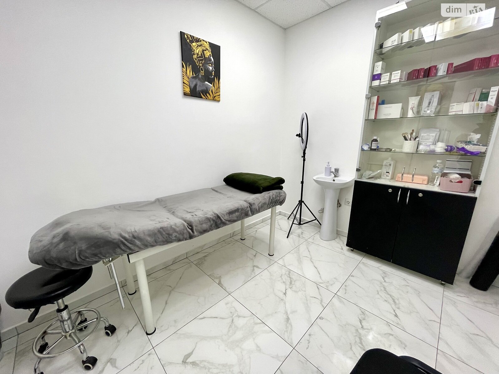 Коммерческое помещение в Виннице, сдам в аренду по Зодчих улица, район Подолье, цена: 6 000 грн за объект фото 1 Коммерческое помещение в Виннице, сдам в аренду по Зодчих улица, район Подолье, цена: 6 000 грн за объект фото 1