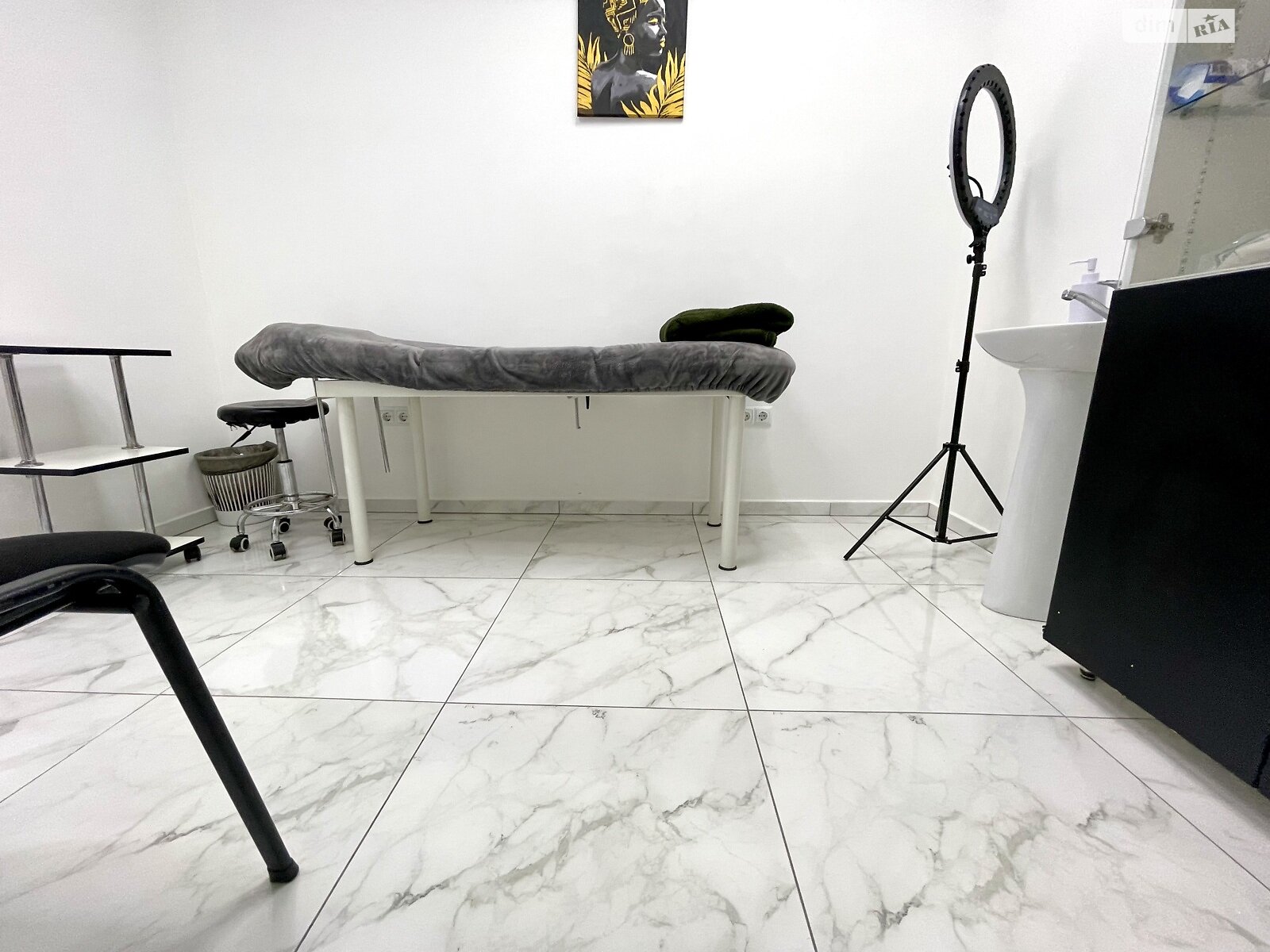 Коммерческое помещение в Виннице, сдам в аренду по Зодчих улица, район Подолье, цена: 6 000 грн за объект фото 1 Коммерческое помещение в Виннице, сдам в аренду по Зодчих улица, район Подолье, цена: 6 000 грн за объект фото 1