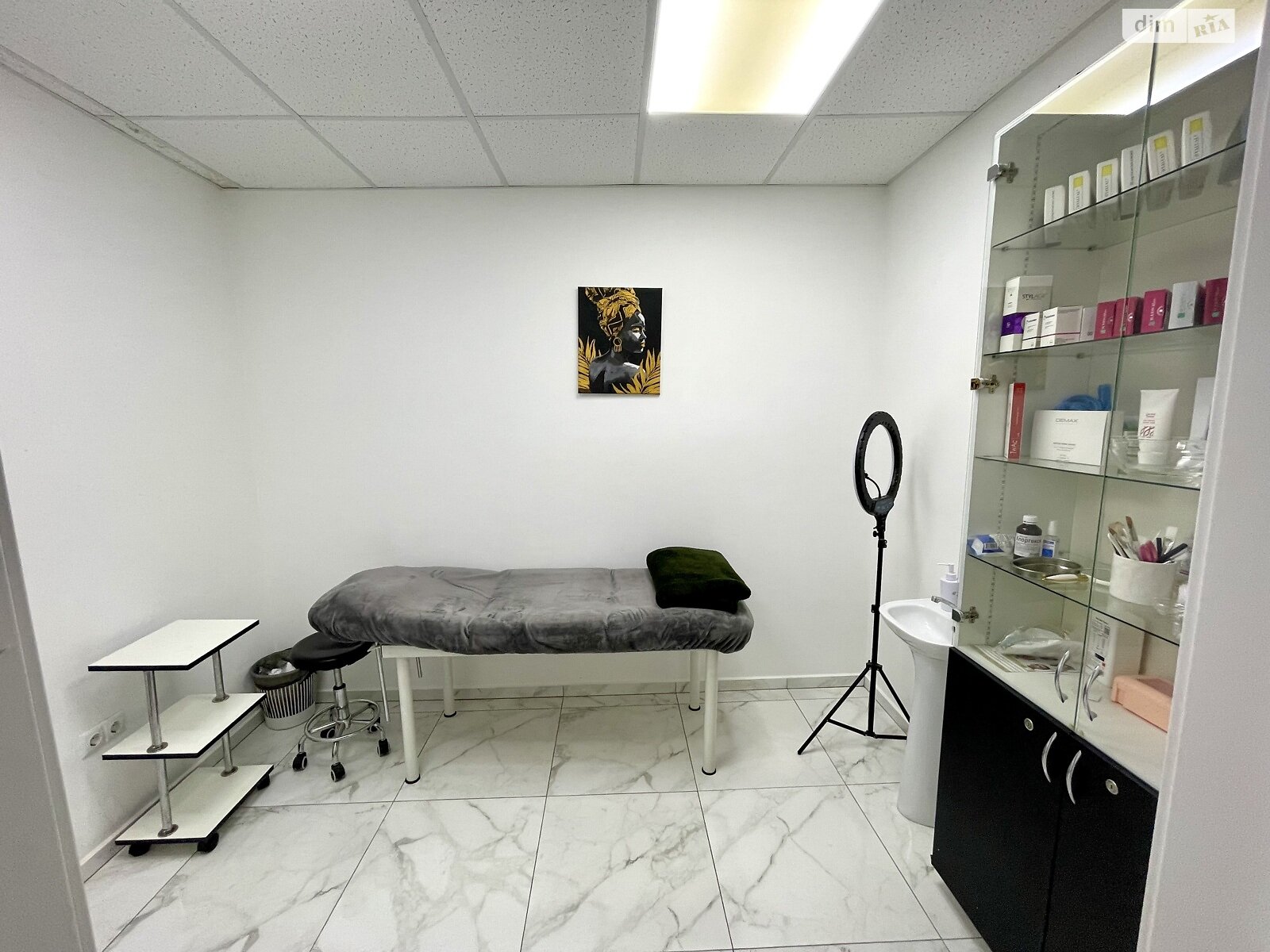 Коммерческое помещение в Виннице, сдам в аренду по Зодчих улица, район Подолье, цена: 6 000 грн за объект фото 1 Коммерческое помещение в Виннице, сдам в аренду по Зодчих улица, район Подолье, цена: 6 000 грн за объект фото 1