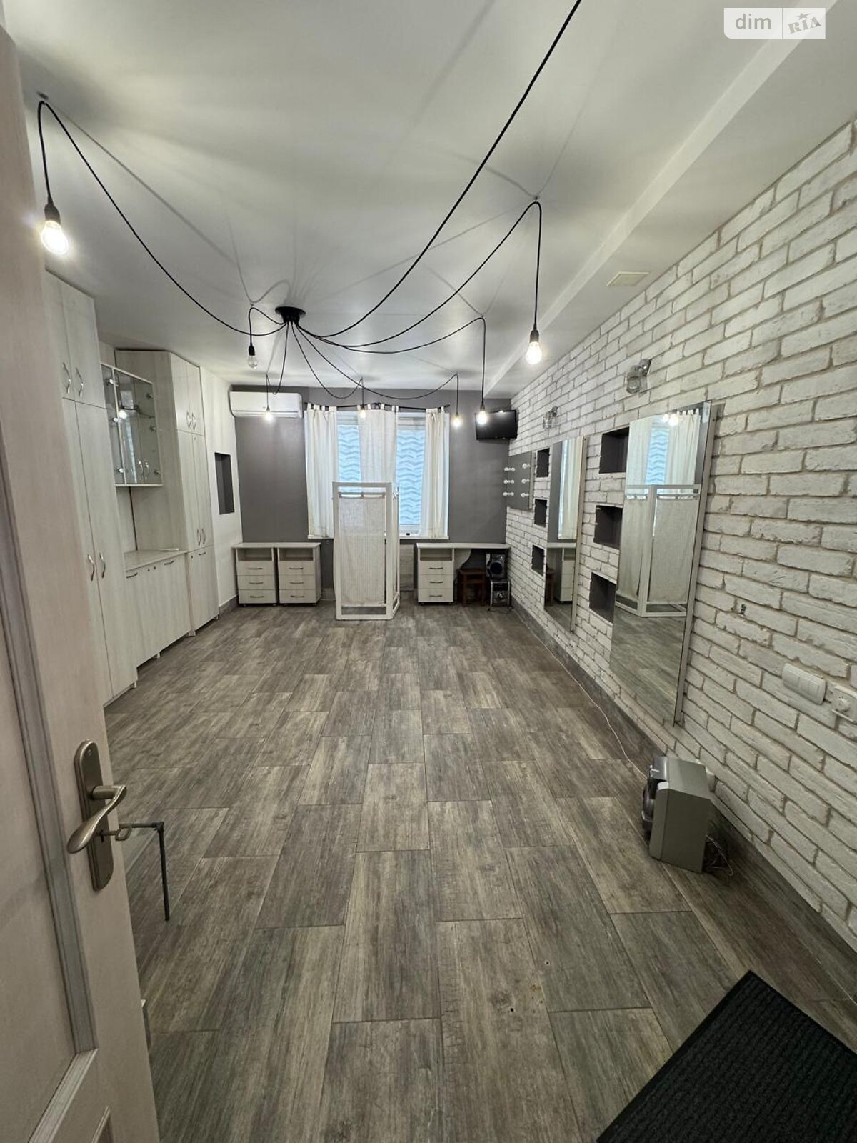 Коммерческое помещение в Виннице, сдам в аренду по Зодчих улица 13, район Подолье, цена: 8 000 грн за объект фото 1 Коммерческое помещение в Виннице, сдам в аренду по Зодчих улица 13, район Подолье, цена: 8 000 грн за объект фото 1