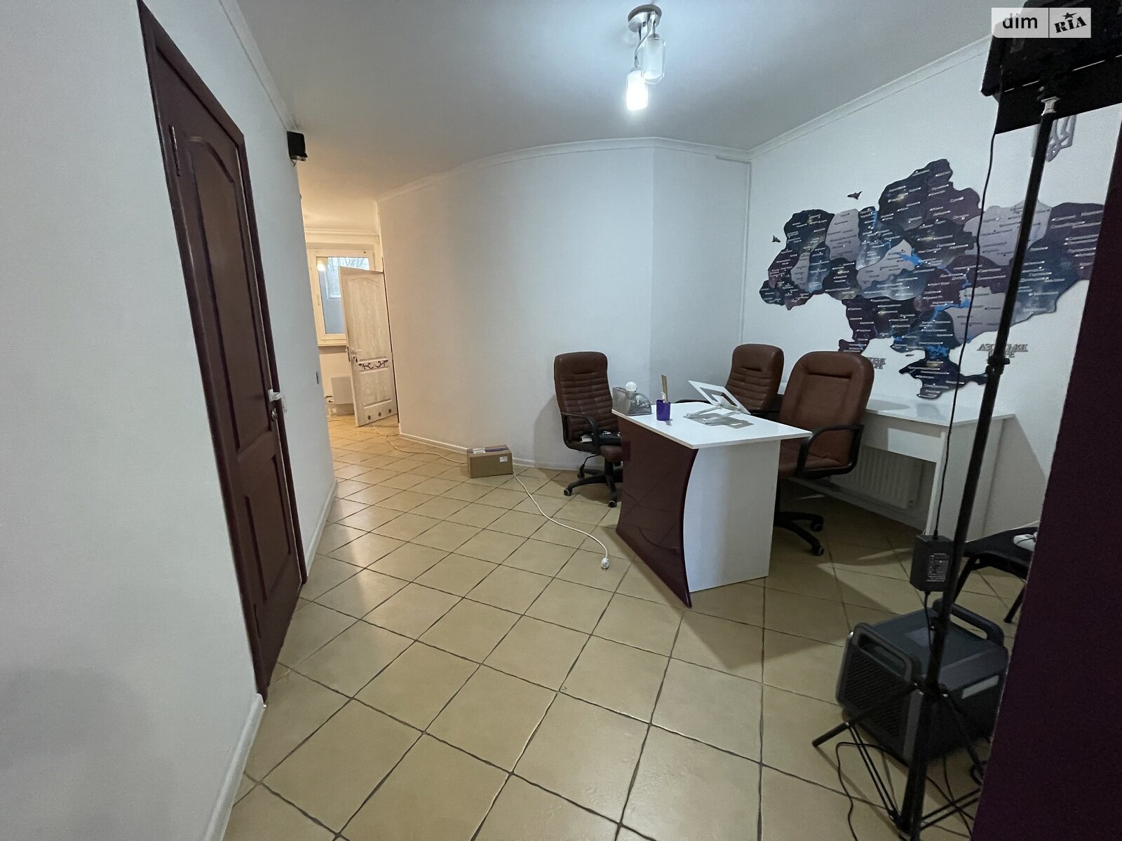 Коммерческое помещение в Виннице, сдам в аренду по Зодчих улица, район Подолье, цена: 30 000 грн за объект фото 1