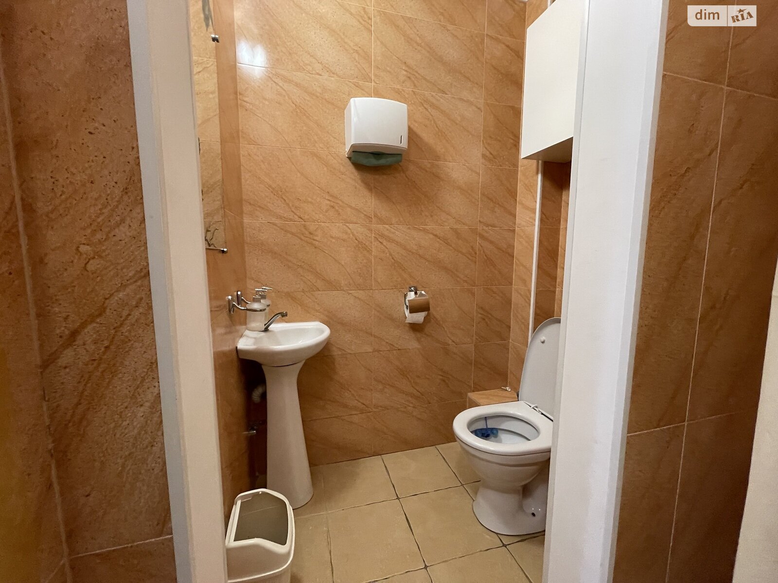 Коммерческое помещение в Виннице, сдам в аренду по Зодчих улица, район Подолье, цена: 30 000 грн за объект фото 1