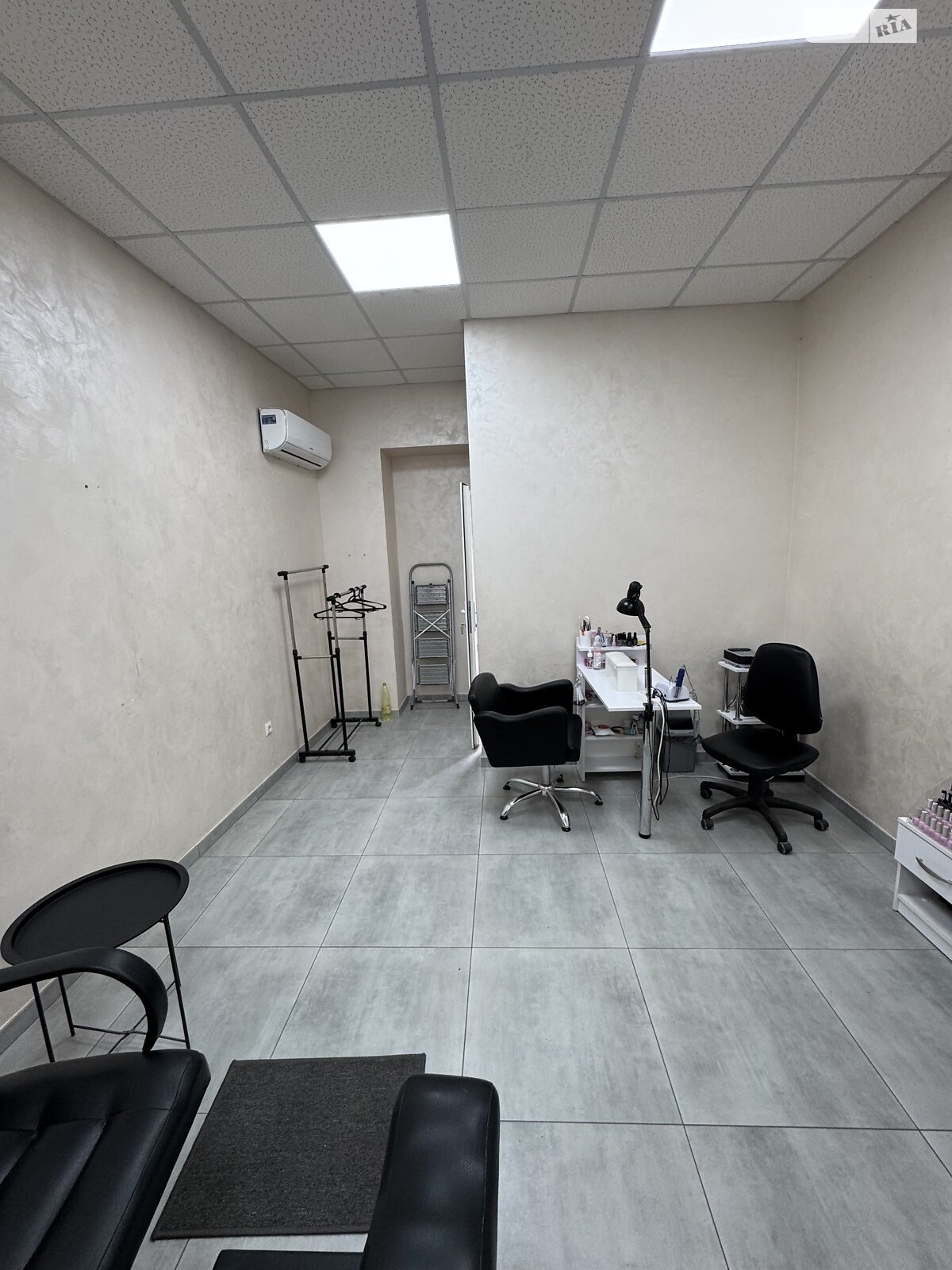 Комерційне приміщення в Вінниці, здам в оренду по Сергія Зулінського вулиця 39Б, район Підшипниковий завод, ціна: 13 000 грн за об’єкт фото 1 Комерційне приміщення в Вінниці, здам в оренду по Сергія Зулінського вулиця 39Б, район Підшипниковий завод, ціна: 13 000 грн за об’єкт фото 1