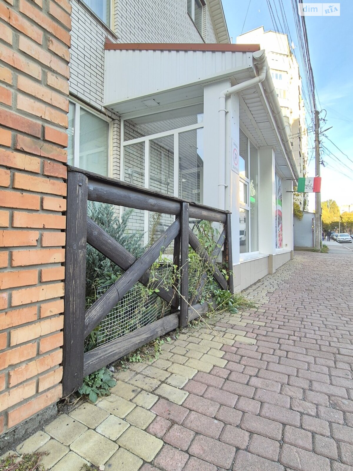 Коммерческое помещение в Виннице, сдам в аренду по Академика Заболотного улица, район Славянка, цена: 41 930 грн за объект фото 1 Коммерческое помещение в Виннице, сдам в аренду по Академика Заболотного улица, район Славянка, цена: 41 930 грн за объект фото 1
