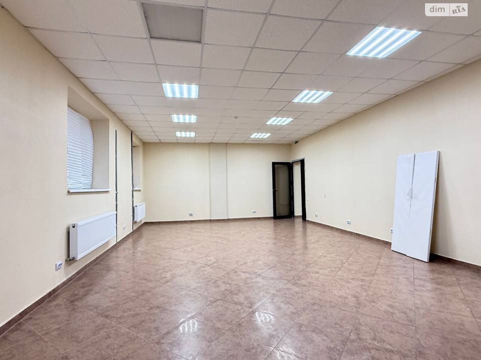 Комерційне приміщення в Вінниці, здам в оренду по Івана Миколайчука вулиця, район Слов’янка, ціна: 42 250 грн за об’єкт фото 1 Комерційне приміщення в Вінниці, здам в оренду по Івана Миколайчука вулиця, район Слов’янка, ціна: 42 250 грн за об’єкт фото 1