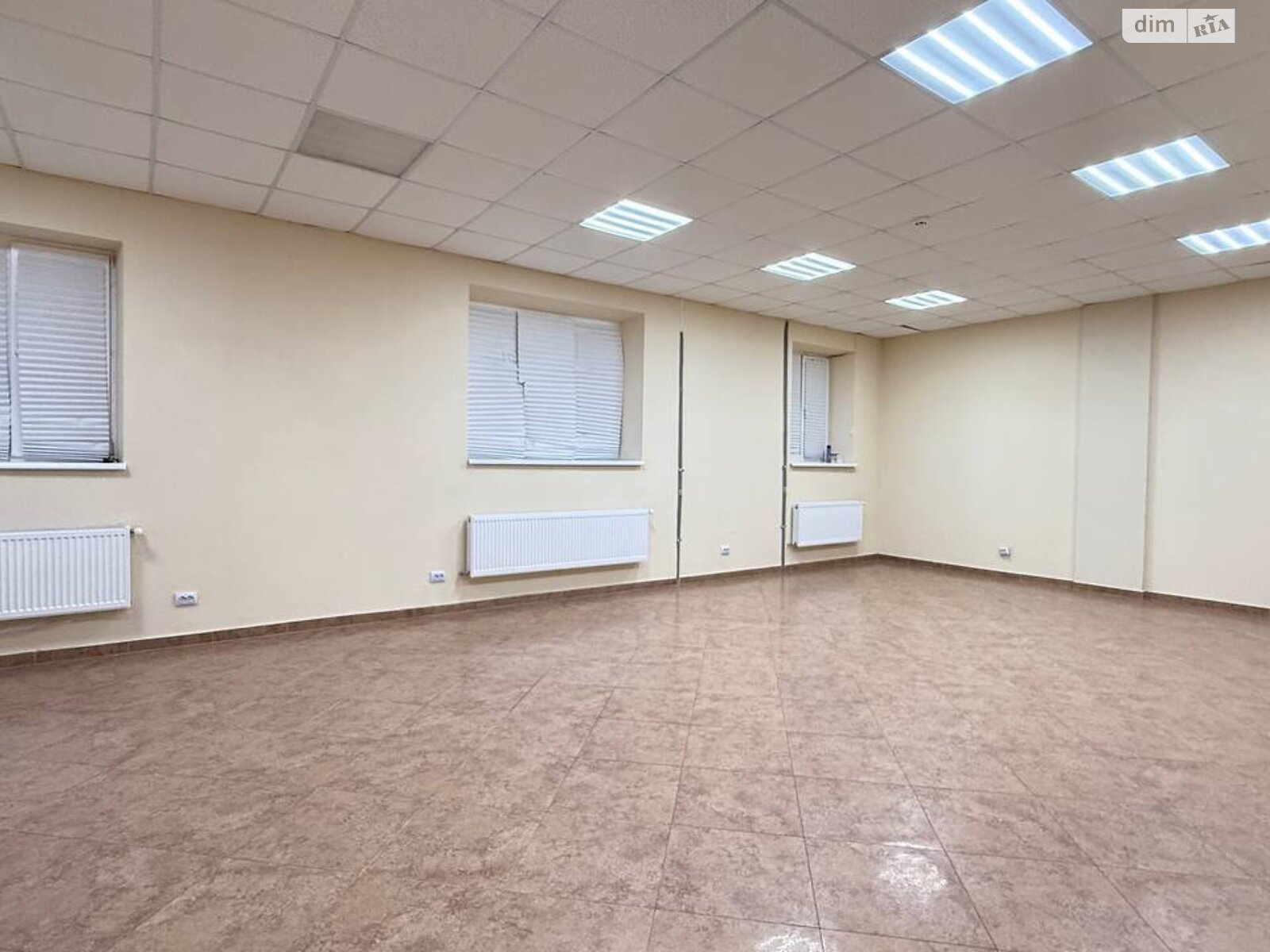 Комерційне приміщення в Вінниці, здам в оренду по Івана Миколайчука вулиця, район Слов’янка, ціна: 42 250 грн за об’єкт фото 1 Комерційне приміщення в Вінниці, здам в оренду по Івана Миколайчука вулиця, район Слов’янка, ціна: 42 250 грн за об’єкт фото 1
