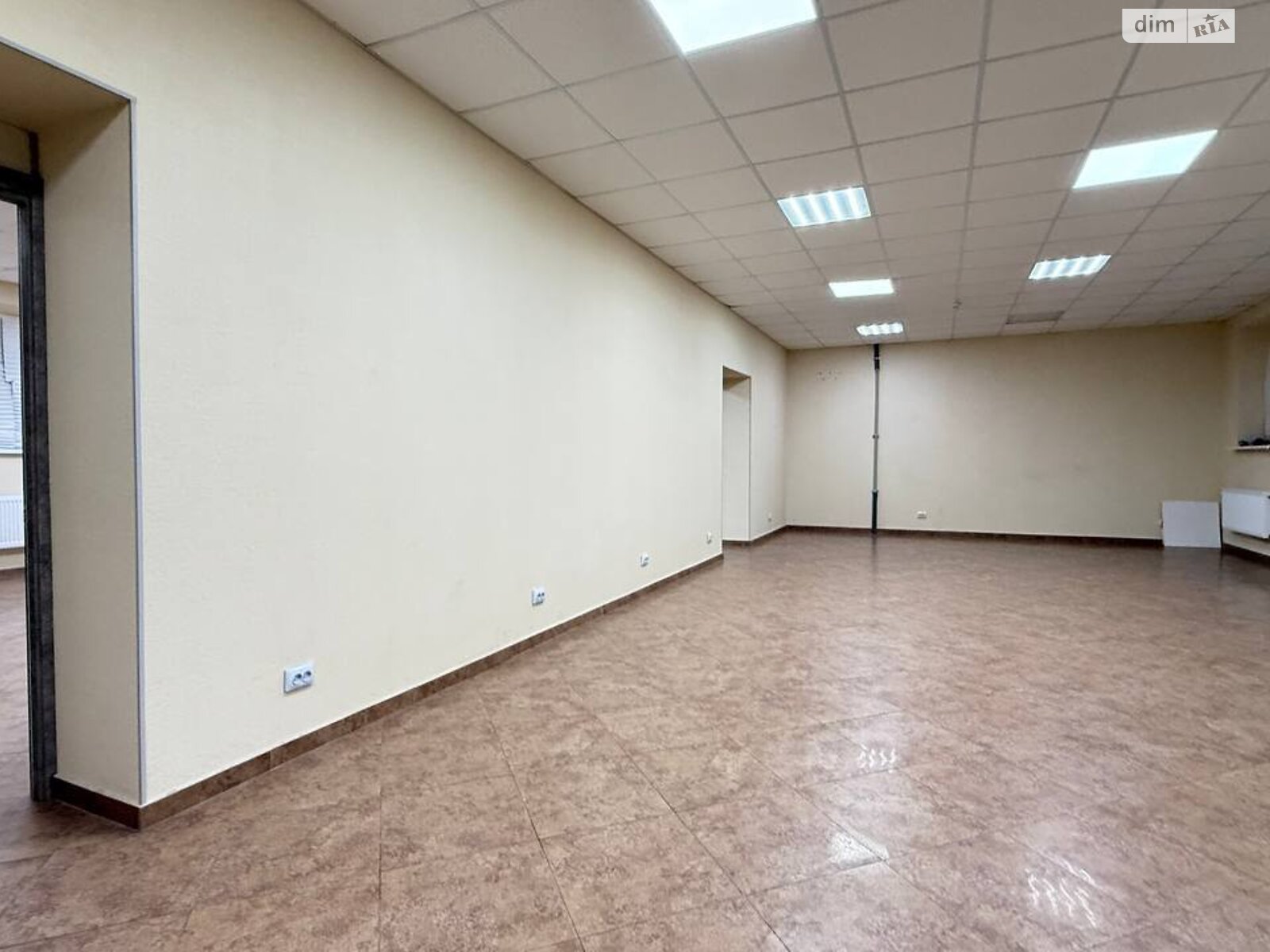 Комерційне приміщення в Вінниці, здам в оренду по Івана Миколайчука вулиця, район Слов’янка, ціна: 42 250 грн за об’єкт фото 1 Комерційне приміщення в Вінниці, здам в оренду по Івана Миколайчука вулиця, район Слов’янка, ціна: 42 250 грн за об’єкт фото 1