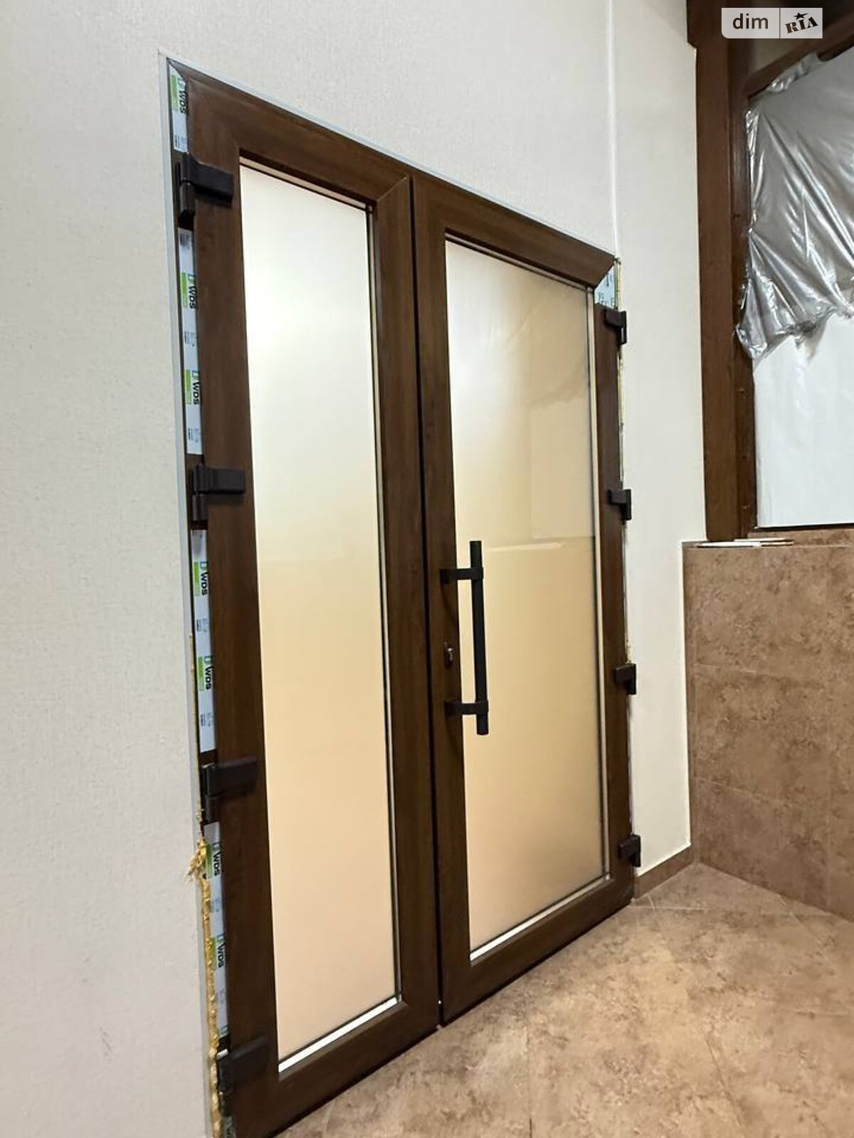 Комерційне приміщення в Вінниці, здам в оренду по Івана Миколайчука вулиця, район Слов’янка, ціна: 42 250 грн за об’єкт фото 1 Комерційне приміщення в Вінниці, здам в оренду по Івана Миколайчука вулиця, район Слов’янка, ціна: 42 250 грн за об’єкт фото 1