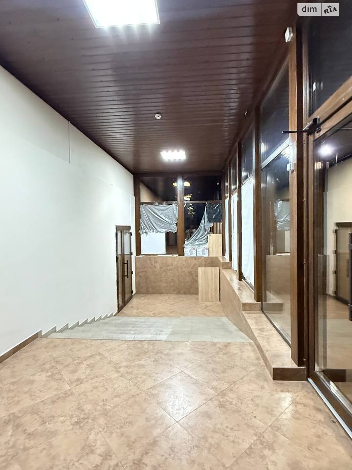 Комерційне приміщення в Вінниці, здам в оренду по Івана Миколайчука вулиця, район Слов’янка, ціна: 42 250 грн за об’єкт фото 1 Комерційне приміщення в Вінниці, здам в оренду по Івана Миколайчука вулиця, район Слов’янка, ціна: 42 250 грн за об’єкт фото 1