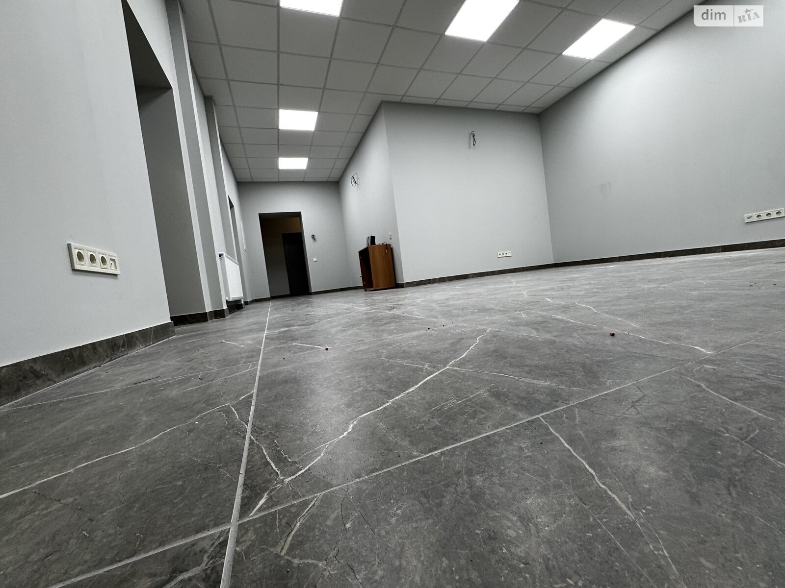 Комерційне приміщення в Вінниці, здам в оренду по Пирогова вулиця 112, район Слов’янка, ціна: 44 800 грн за об’єкт фото 1 Комерційне приміщення в Вінниці, здам в оренду по Пирогова вулиця 112, район Слов’янка, ціна: 44 800 грн за об’єкт фото 1